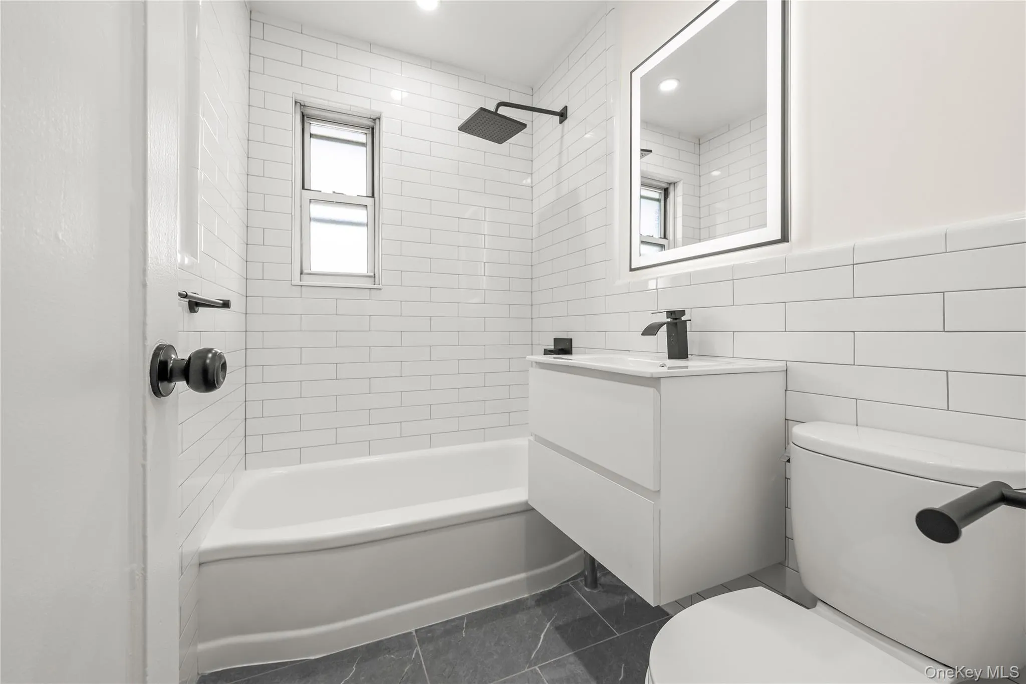 82-63 Langdale Street, New York, NY, 2 Bedrooms Bedrooms, 5 Rooms Rooms,1 BathroomBathrooms,Residential,For Rent,Langdale,0,1011058 82-63 Langdale Street, New York, NY, 2 Bedrooms Bedrooms, 5 Rooms Rooms,1 BathroomBathrooms,Residential,For Rent,Langdale,0,1011058