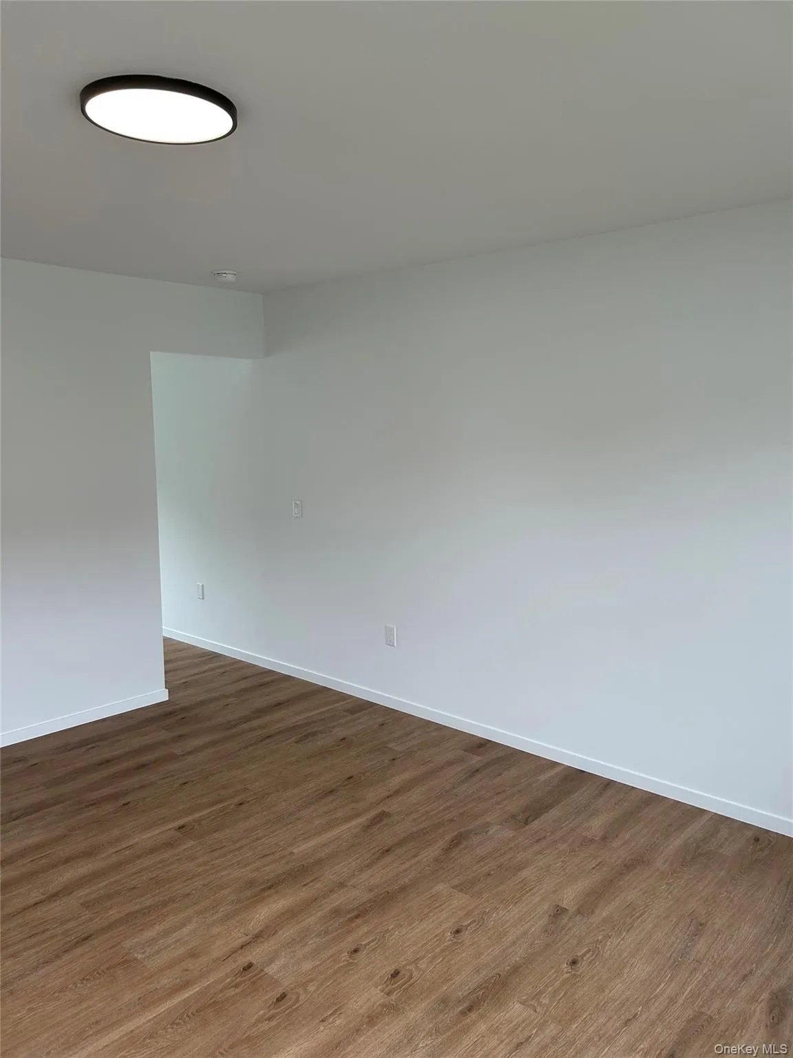 325 Montauk Highway, Southampton, NY, 2 Bedrooms Bedrooms, 3 Rooms Rooms,1 BathroomBathrooms,Residential Lease,For Rent,Montauk,0,1011059 325 Montauk Highway, Southampton, NY, 2 Bedrooms Bedrooms, 3 Rooms Rooms,1 BathroomBathrooms,Residential Lease,For Rent,Montauk,0,1011059