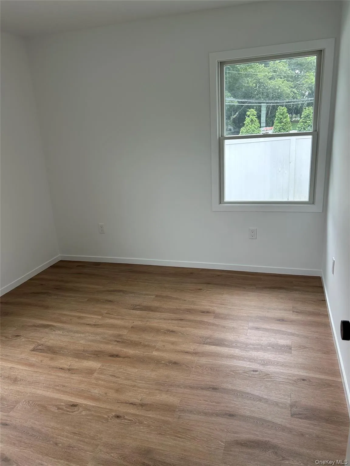 325 Montauk Highway, Southampton, NY, 2 Bedrooms Bedrooms, 3 Rooms Rooms,1 BathroomBathrooms,Residential Lease,For Rent,Montauk,0,1011059 325 Montauk Highway, Southampton, NY, 2 Bedrooms Bedrooms, 3 Rooms Rooms,1 BathroomBathrooms,Residential Lease,For Rent,Montauk,0,1011059