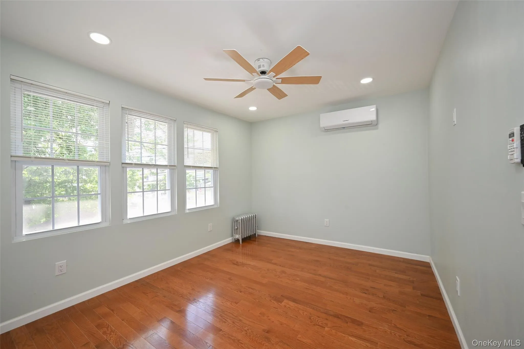 147-03 111th Avenue, New York, NY, 4 Bedrooms Bedrooms, 12 Rooms Rooms,3 BathroomsBathrooms,Residential,For Rent,111th,0,1011060 147-03 111th Avenue, New York, NY, 4 Bedrooms Bedrooms, 12 Rooms Rooms,3 BathroomsBathrooms,Residential,For Rent,111th,0,1011060