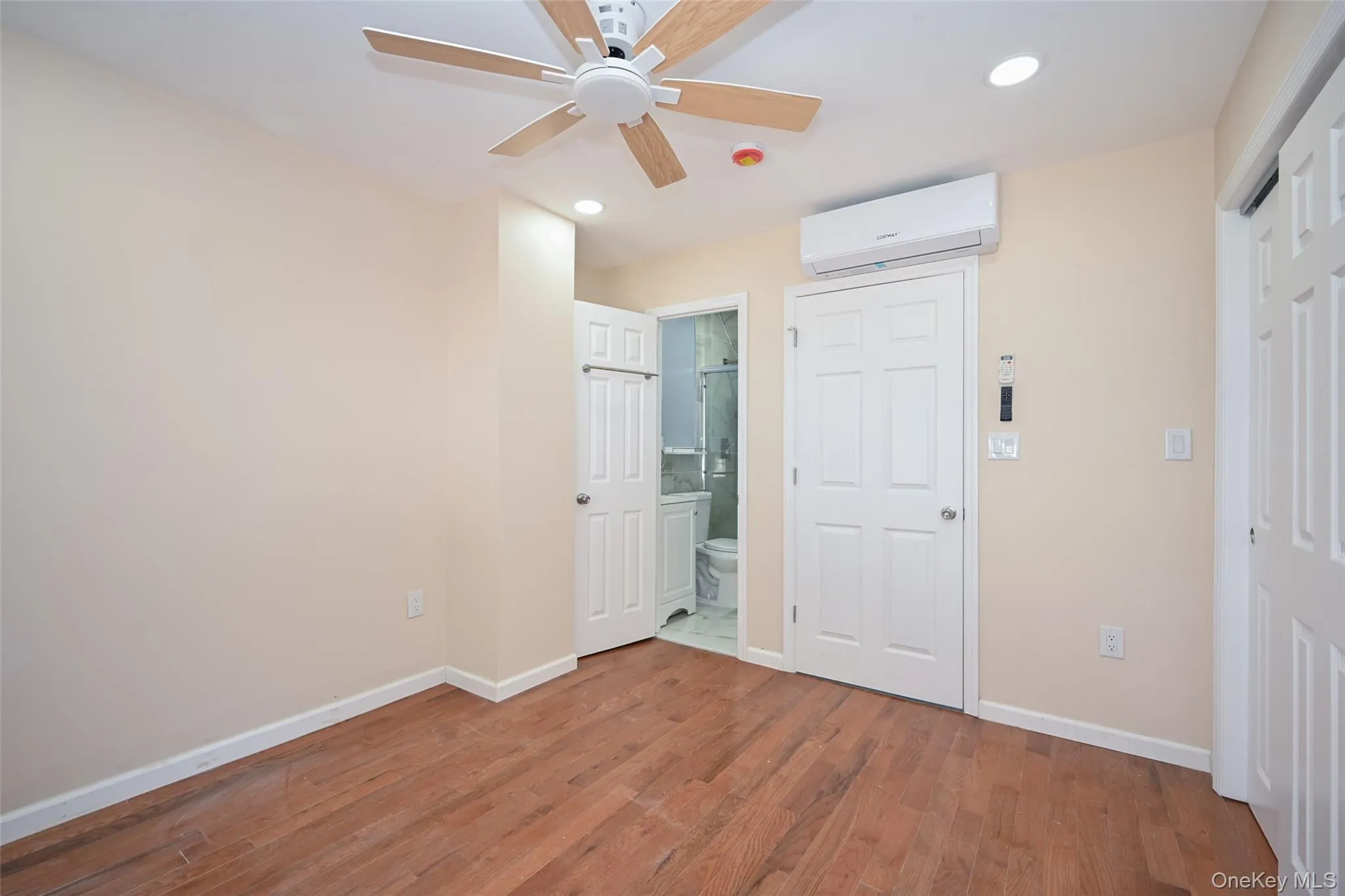 147-03 111th Avenue, New York, NY, 4 Bedrooms Bedrooms, 12 Rooms Rooms,3 BathroomsBathrooms,Residential,For Rent,111th,0,1011060 147-03 111th Avenue, New York, NY, 4 Bedrooms Bedrooms, 12 Rooms Rooms,3 BathroomsBathrooms,Residential,For Rent,111th,0,1011060
