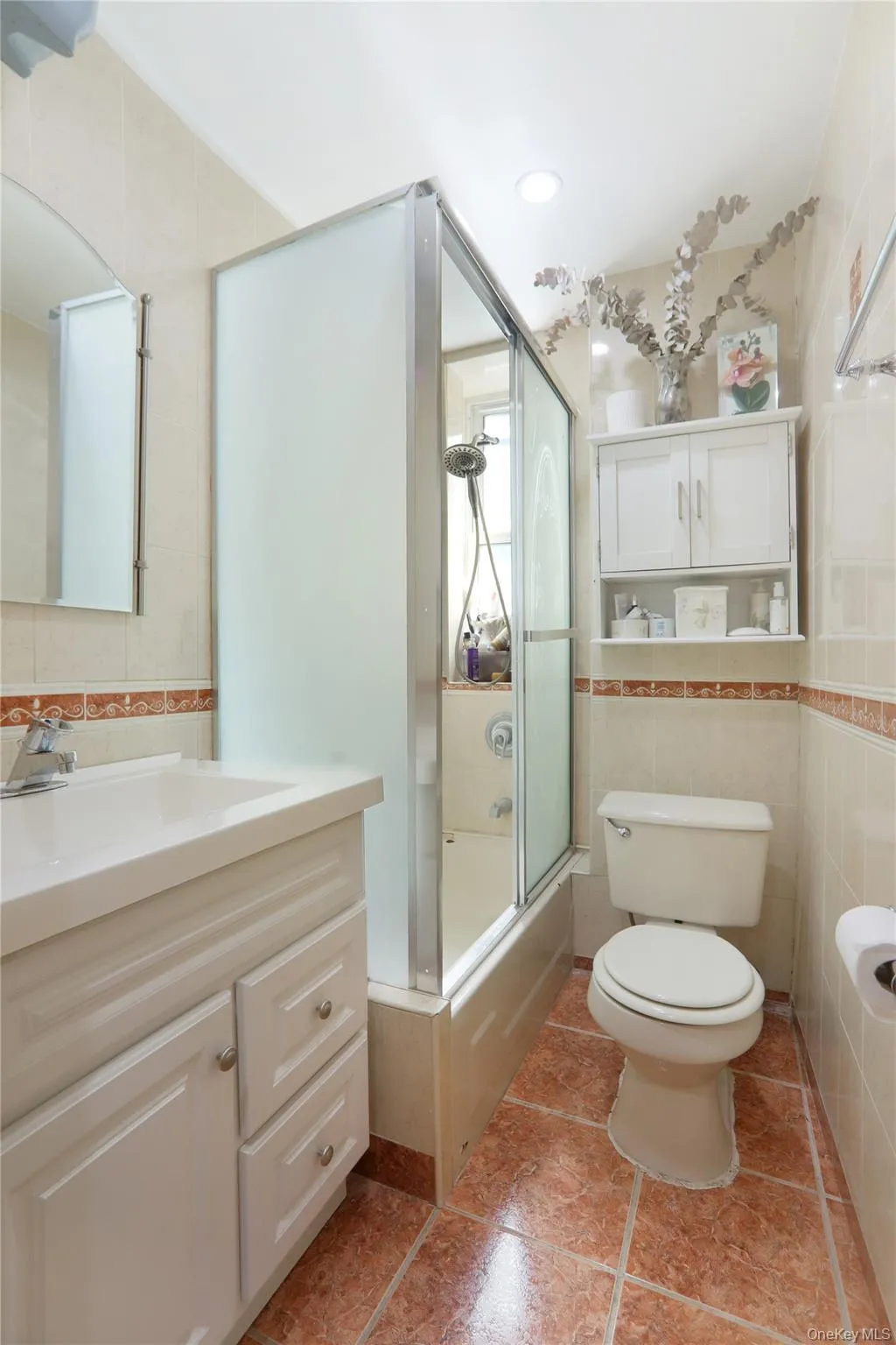 104 Division Avenue, New York, NY, 3 Bedrooms Bedrooms, 5 Rooms Rooms,1 BathroomBathrooms,Residential,For Rent,Division,0,1011061 104 Division Avenue, New York, NY, 3 Bedrooms Bedrooms, 5 Rooms Rooms,1 BathroomBathrooms,Residential,For Rent,Division,0,1011061