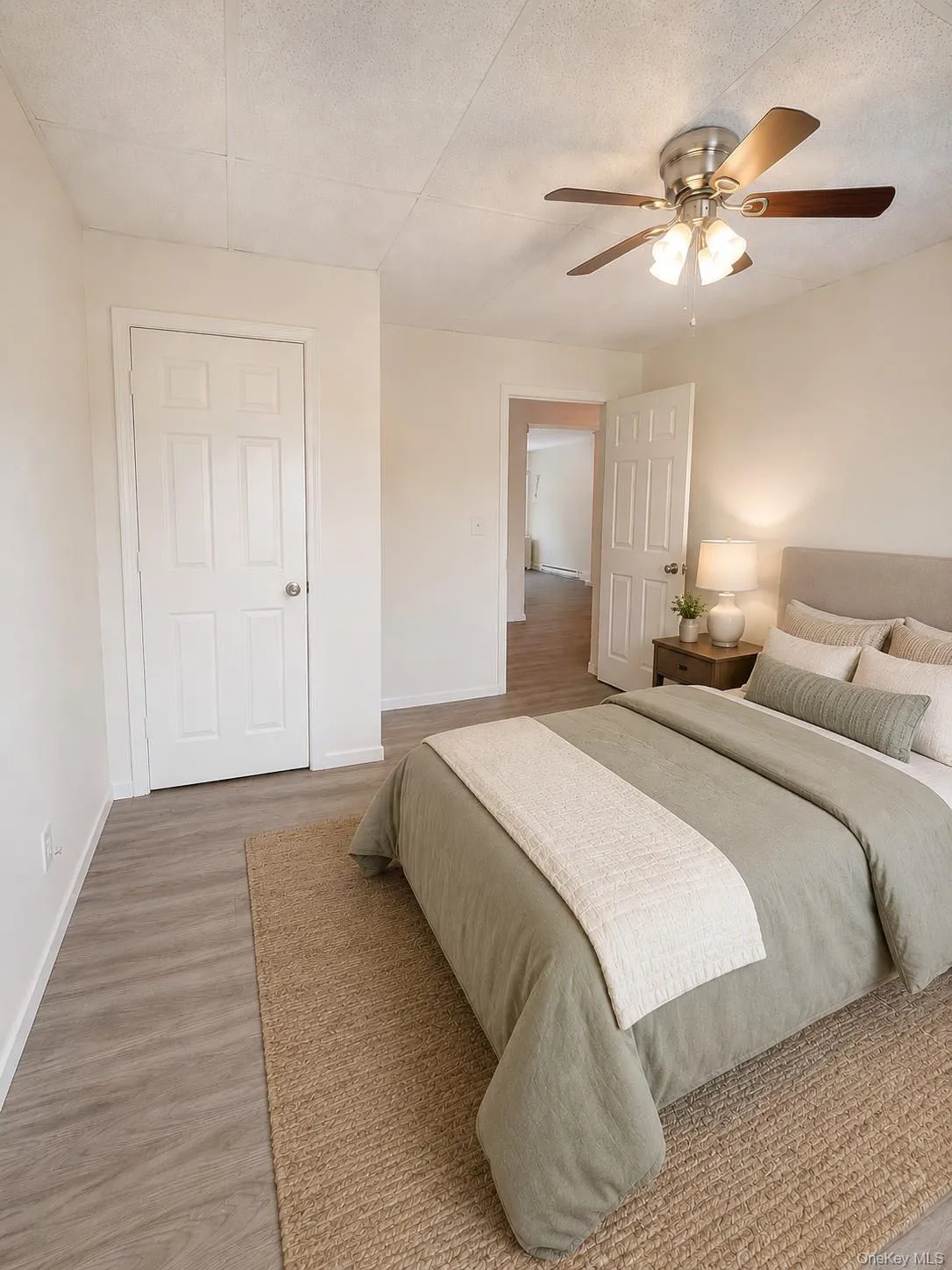 45 Hampton Road, Marlboro, NY, 2 Bedrooms Bedrooms, 5 Rooms Rooms,1 BathroomBathrooms,Residential Lease,For Rent,Hampton,0,1011063 45 Hampton Road, Marlboro, NY, 2 Bedrooms Bedrooms, 5 Rooms Rooms,1 BathroomBathrooms,Residential Lease,For Rent,Hampton,0,1011063