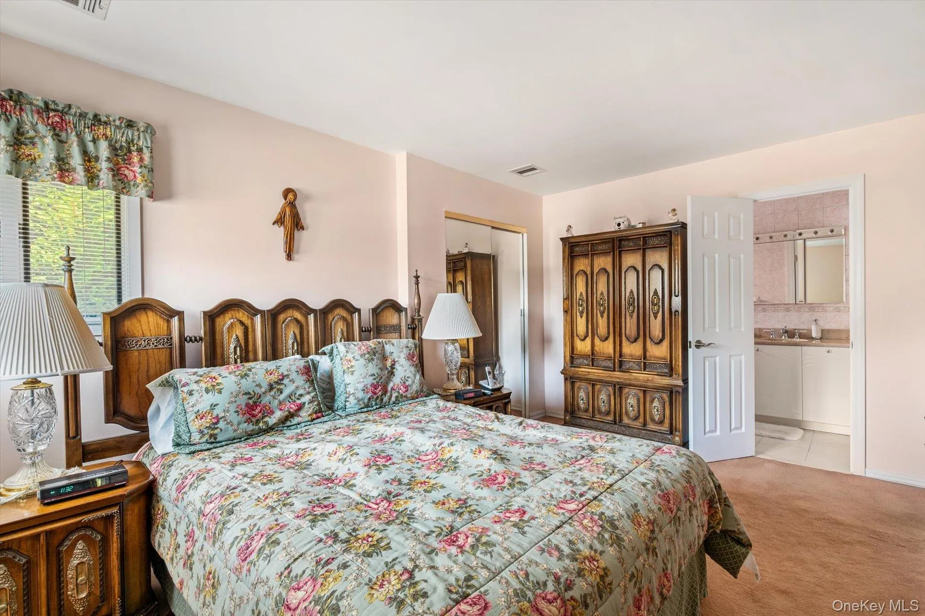 1 Eliot Court, Oyster Bay, NY, 3 Bedrooms Bedrooms, 7 Rooms Rooms,2 BathroomsBathrooms,Residential,For Rent,Eliot,0,1011064 1 Eliot Court, Oyster Bay, NY, 3 Bedrooms Bedrooms, 7 Rooms Rooms,2 BathroomsBathrooms,Residential,For Rent,Eliot,0,1011064