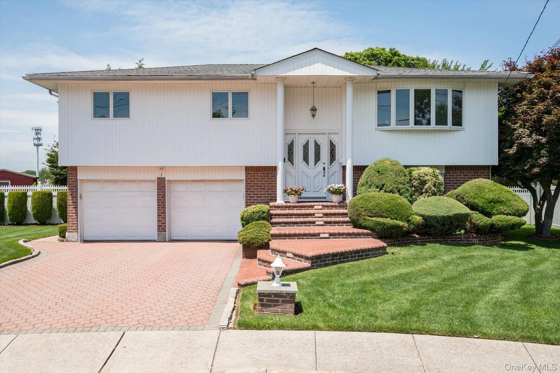 1 Eliot Court, Oyster Bay, NY, 3 Bedrooms Bedrooms, 7 Rooms Rooms,2 BathroomsBathrooms,Residential,For Rent,Eliot,0,1011064 1 Eliot Court, Oyster Bay, NY, 3 Bedrooms Bedrooms, 7 Rooms Rooms,2 BathroomsBathrooms,Residential,For Rent,Eliot,0,1011064