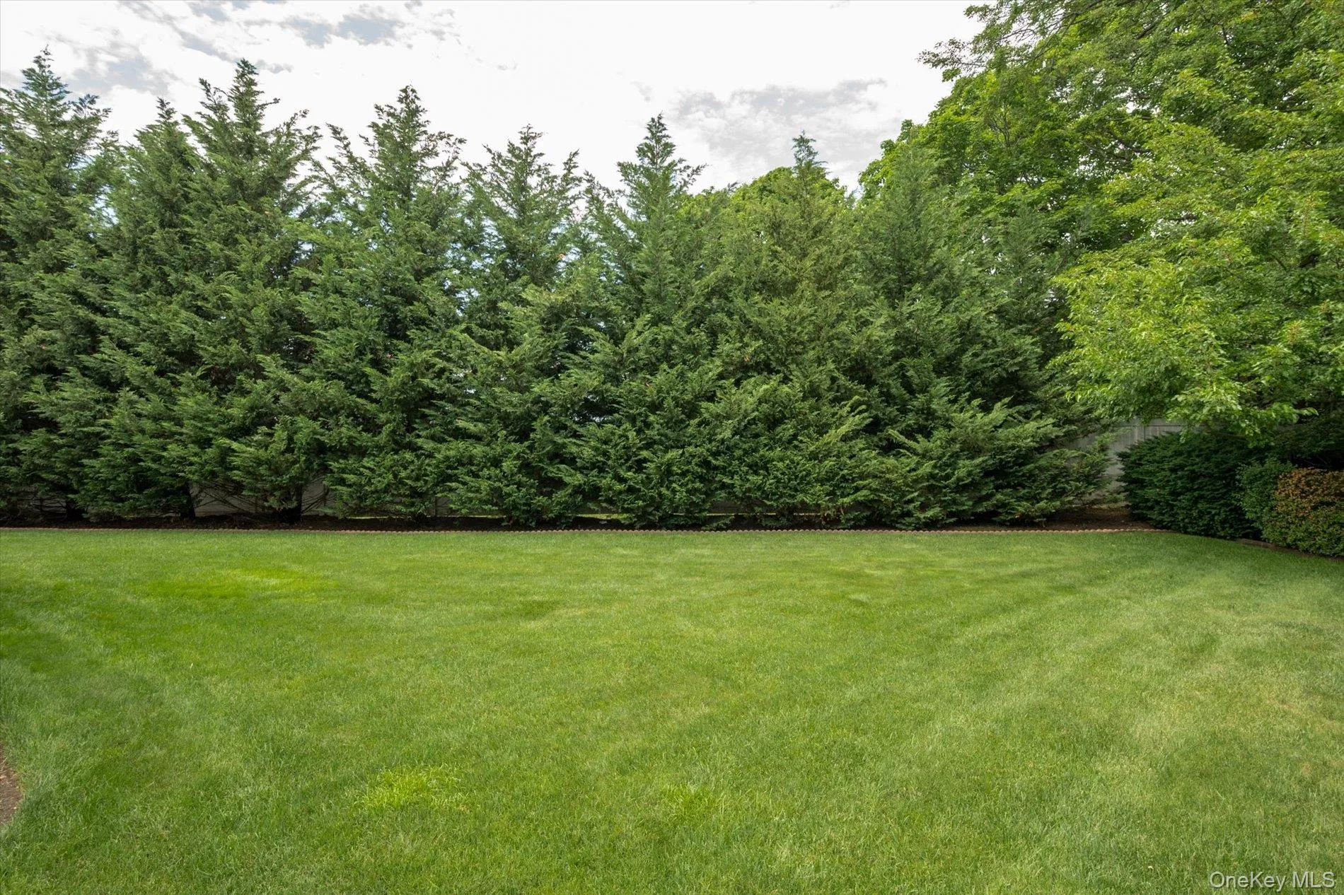 1 Eliot Court, Oyster Bay, NY, 3 Bedrooms Bedrooms, 7 Rooms Rooms,2 BathroomsBathrooms,Residential,For Rent,Eliot,0,1011064 1 Eliot Court, Oyster Bay, NY, 3 Bedrooms Bedrooms, 7 Rooms Rooms,2 BathroomsBathrooms,Residential,For Rent,Eliot,0,1011064
