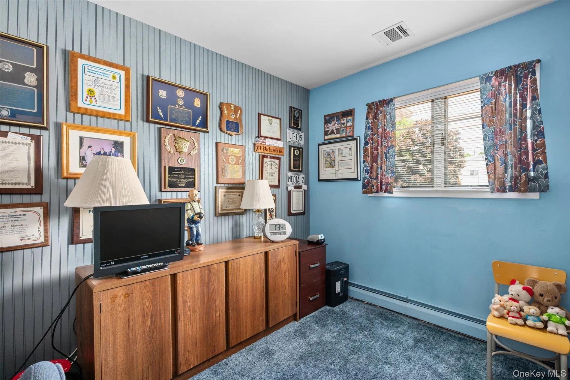 1 Eliot Court, Oyster Bay, NY, 3 Bedrooms Bedrooms, 7 Rooms Rooms,2 BathroomsBathrooms,Residential,For Rent,Eliot,0,1011064 1 Eliot Court, Oyster Bay, NY, 3 Bedrooms Bedrooms, 7 Rooms Rooms,2 BathroomsBathrooms,Residential,For Rent,Eliot,0,1011064