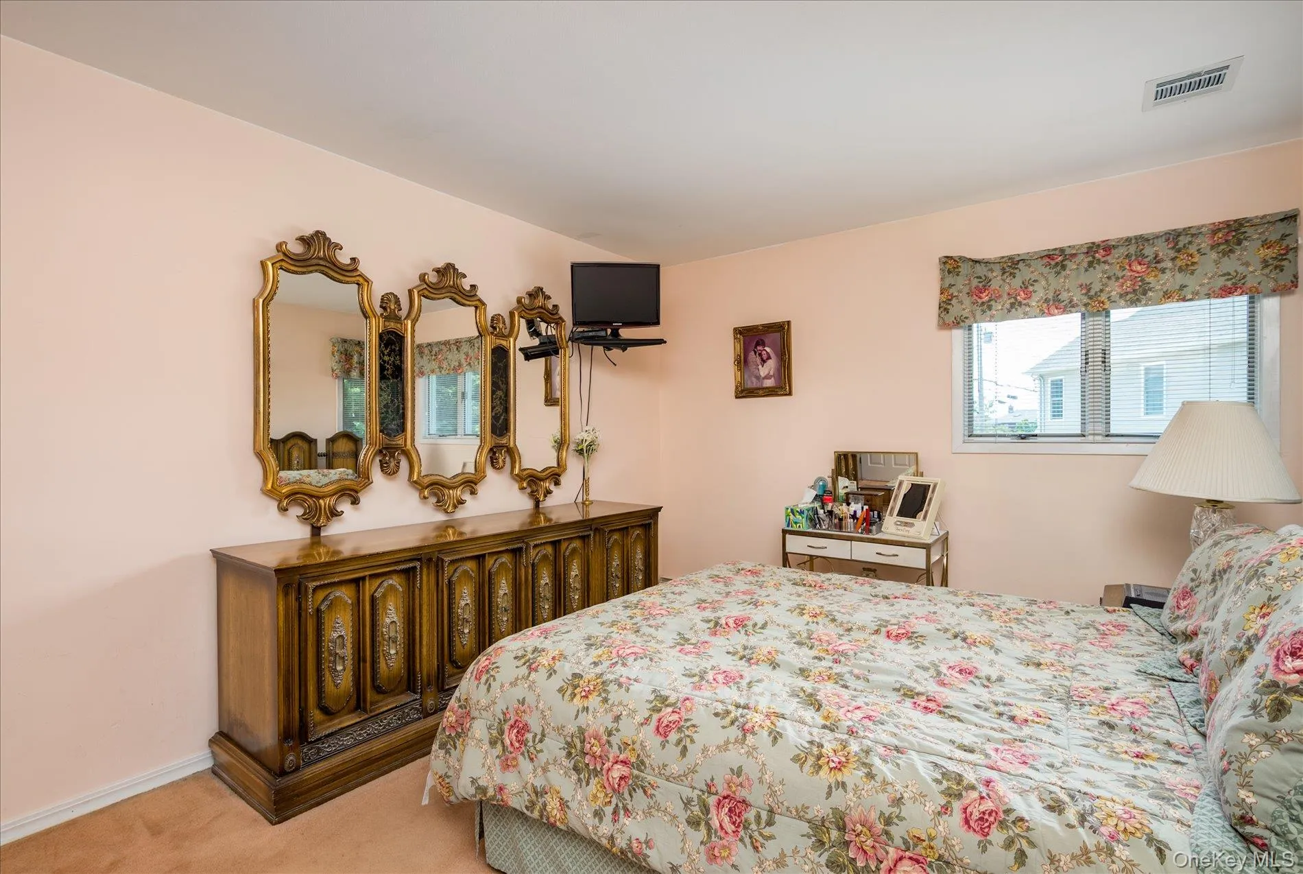 1 Eliot Court, Oyster Bay, NY, 3 Bedrooms Bedrooms, 7 Rooms Rooms,2 BathroomsBathrooms,Residential,For Rent,Eliot,0,1011064 1 Eliot Court, Oyster Bay, NY, 3 Bedrooms Bedrooms, 7 Rooms Rooms,2 BathroomsBathrooms,Residential,For Rent,Eliot,0,1011064