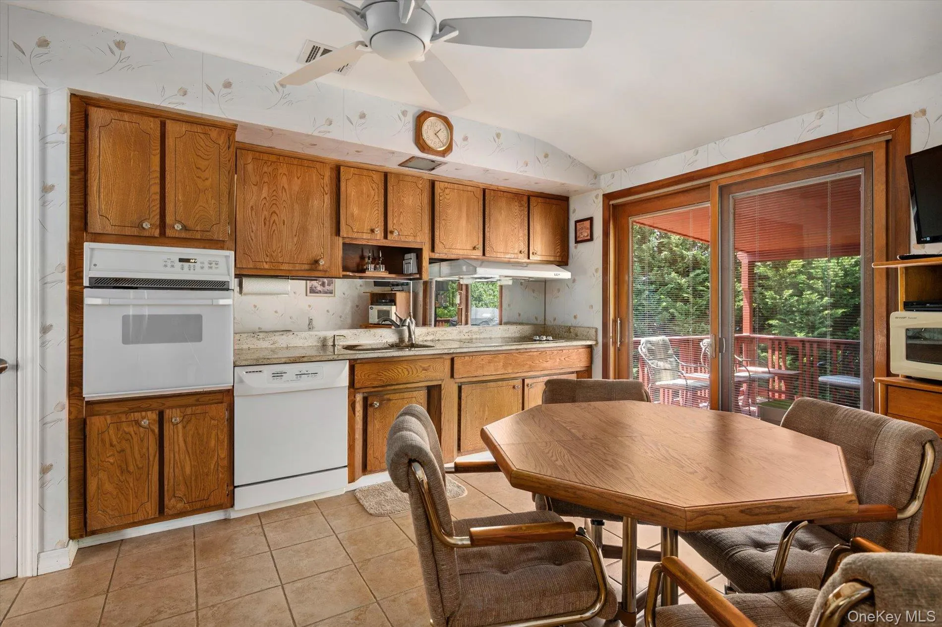 1 Eliot Court, Oyster Bay, NY, 3 Bedrooms Bedrooms, 7 Rooms Rooms,2 BathroomsBathrooms,Residential,For Rent,Eliot,0,1011064 1 Eliot Court, Oyster Bay, NY, 3 Bedrooms Bedrooms, 7 Rooms Rooms,2 BathroomsBathrooms,Residential,For Rent,Eliot,0,1011064