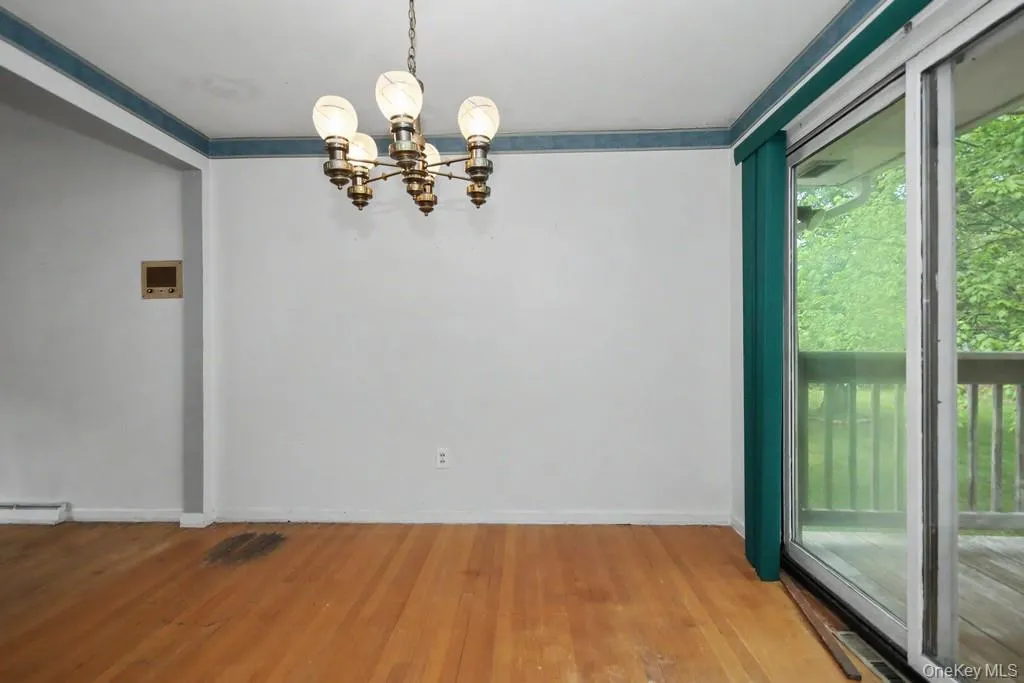 41 Beers Drive, Middletown, NY, 3 Bedrooms Bedrooms, 7 Rooms Rooms,1 BathroomBathrooms,Residential,For Rent,Beers,0,1011066 41 Beers Drive, Middletown, NY, 3 Bedrooms Bedrooms, 7 Rooms Rooms,1 BathroomBathrooms,Residential,For Rent,Beers,0,1011066