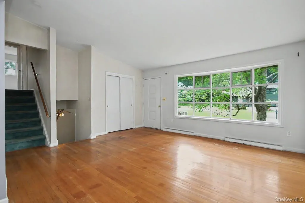 41 Beers Drive, Middletown, NY, 3 Bedrooms Bedrooms, 7 Rooms Rooms,1 BathroomBathrooms,Residential,For Rent,Beers,0,1011066 41 Beers Drive, Middletown, NY, 3 Bedrooms Bedrooms, 7 Rooms Rooms,1 BathroomBathrooms,Residential,For Rent,Beers,0,1011066