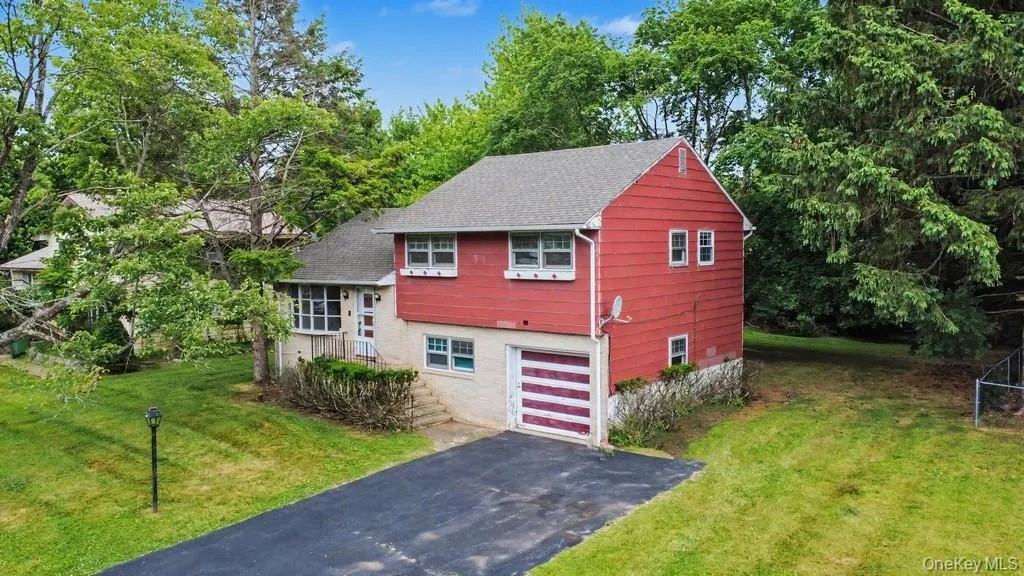 41 Beers Drive, Middletown, NY, 3 Bedrooms Bedrooms, 7 Rooms Rooms,1 BathroomBathrooms,Residential,For Rent,Beers,0,1011066 41 Beers Drive, Middletown, NY, 3 Bedrooms Bedrooms, 7 Rooms Rooms,1 BathroomBathrooms,Residential,For Rent,Beers,0,1011066