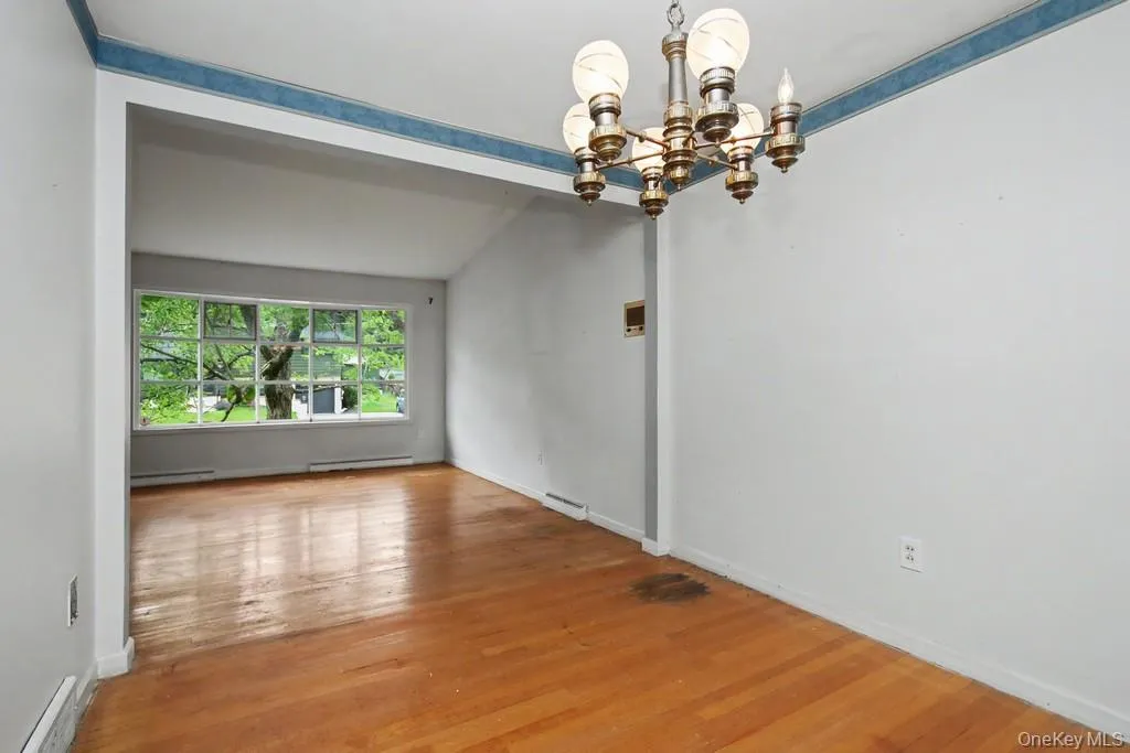 41 Beers Drive, Middletown, NY, 3 Bedrooms Bedrooms, 7 Rooms Rooms,1 BathroomBathrooms,Residential,For Rent,Beers,0,1011066 41 Beers Drive, Middletown, NY, 3 Bedrooms Bedrooms, 7 Rooms Rooms,1 BathroomBathrooms,Residential,For Rent,Beers,0,1011066