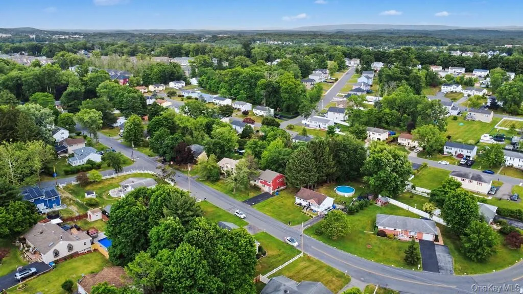 41 Beers Drive, Middletown, NY, 3 Bedrooms Bedrooms, 7 Rooms Rooms,1 BathroomBathrooms,Residential,For Rent,Beers,0,1011066 41 Beers Drive, Middletown, NY, 3 Bedrooms Bedrooms, 7 Rooms Rooms,1 BathroomBathrooms,Residential,For Rent,Beers,0,1011066