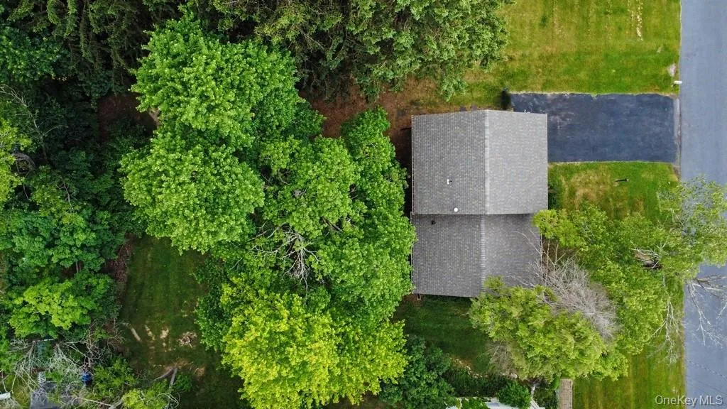 41 Beers Drive, Middletown, NY, 3 Bedrooms Bedrooms, 7 Rooms Rooms,1 BathroomBathrooms,Residential,For Rent,Beers,0,1011066 41 Beers Drive, Middletown, NY, 3 Bedrooms Bedrooms, 7 Rooms Rooms,1 BathroomBathrooms,Residential,For Rent,Beers,0,1011066