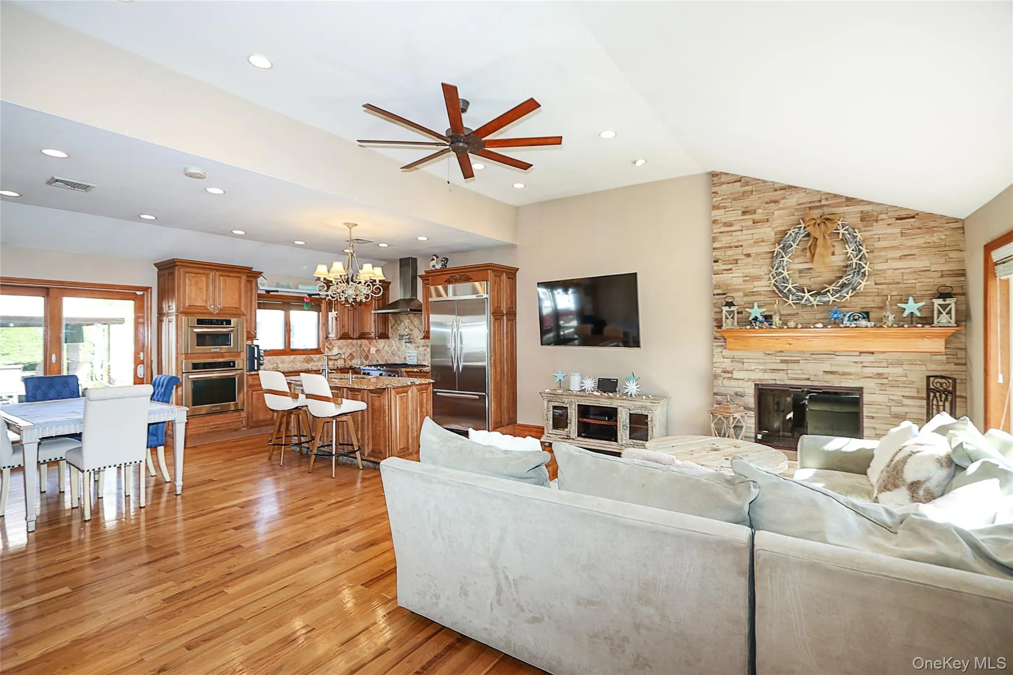 37 Seitz Drive, Oyster Bay, NY, 2 Bedrooms Bedrooms, 4 Rooms Rooms,1 BathroomBathrooms,Residential,For Rent,Seitz,0,1011069 37 Seitz Drive, Oyster Bay, NY, 2 Bedrooms Bedrooms, 4 Rooms Rooms,1 BathroomBathrooms,Residential,For Rent,Seitz,0,1011069