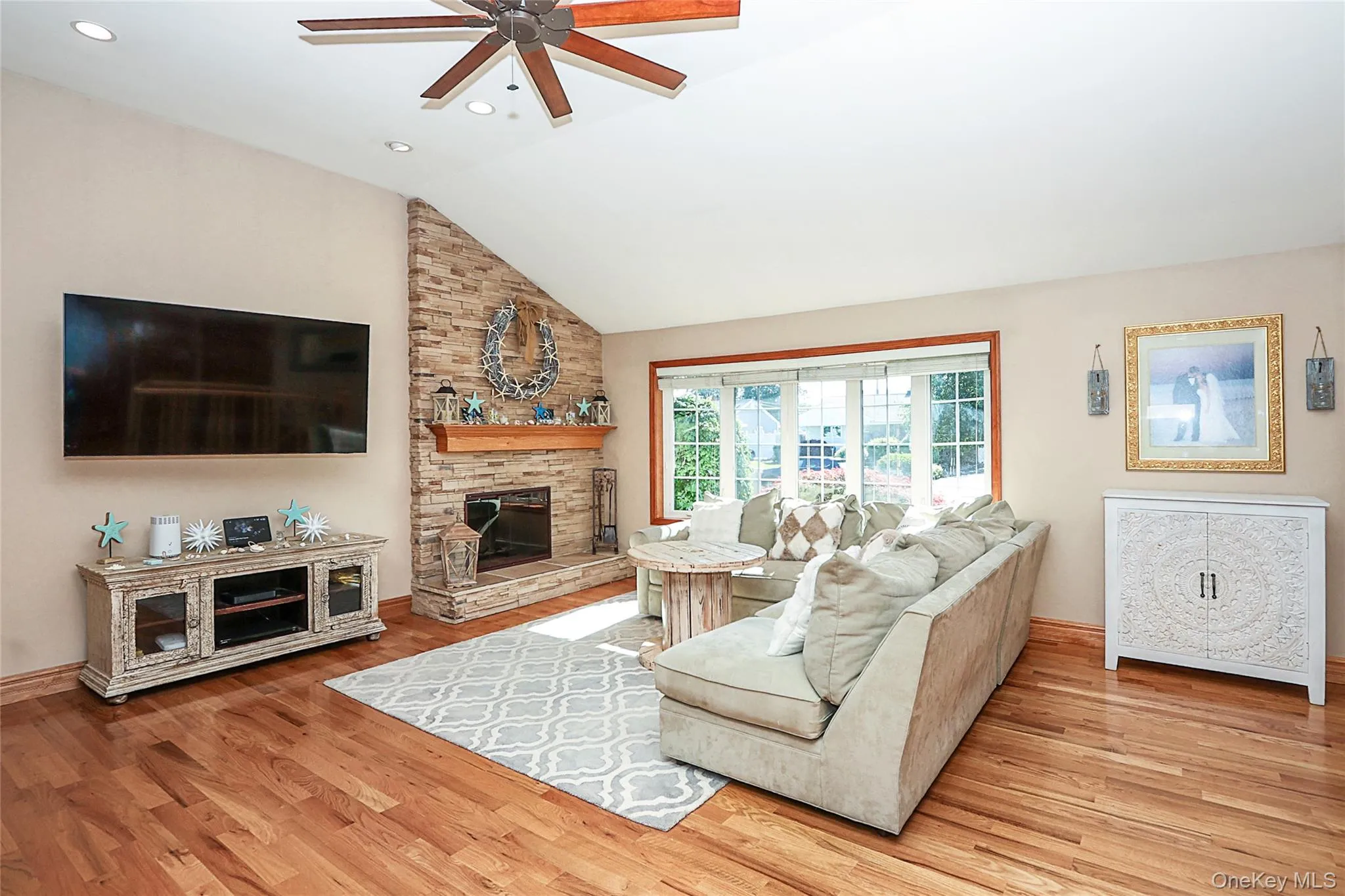 37 Seitz Drive, Oyster Bay, NY, 2 Bedrooms Bedrooms, 4 Rooms Rooms,1 BathroomBathrooms,Residential,For Rent,Seitz,0,1011069 37 Seitz Drive, Oyster Bay, NY, 2 Bedrooms Bedrooms, 4 Rooms Rooms,1 BathroomBathrooms,Residential,For Rent,Seitz,0,1011069