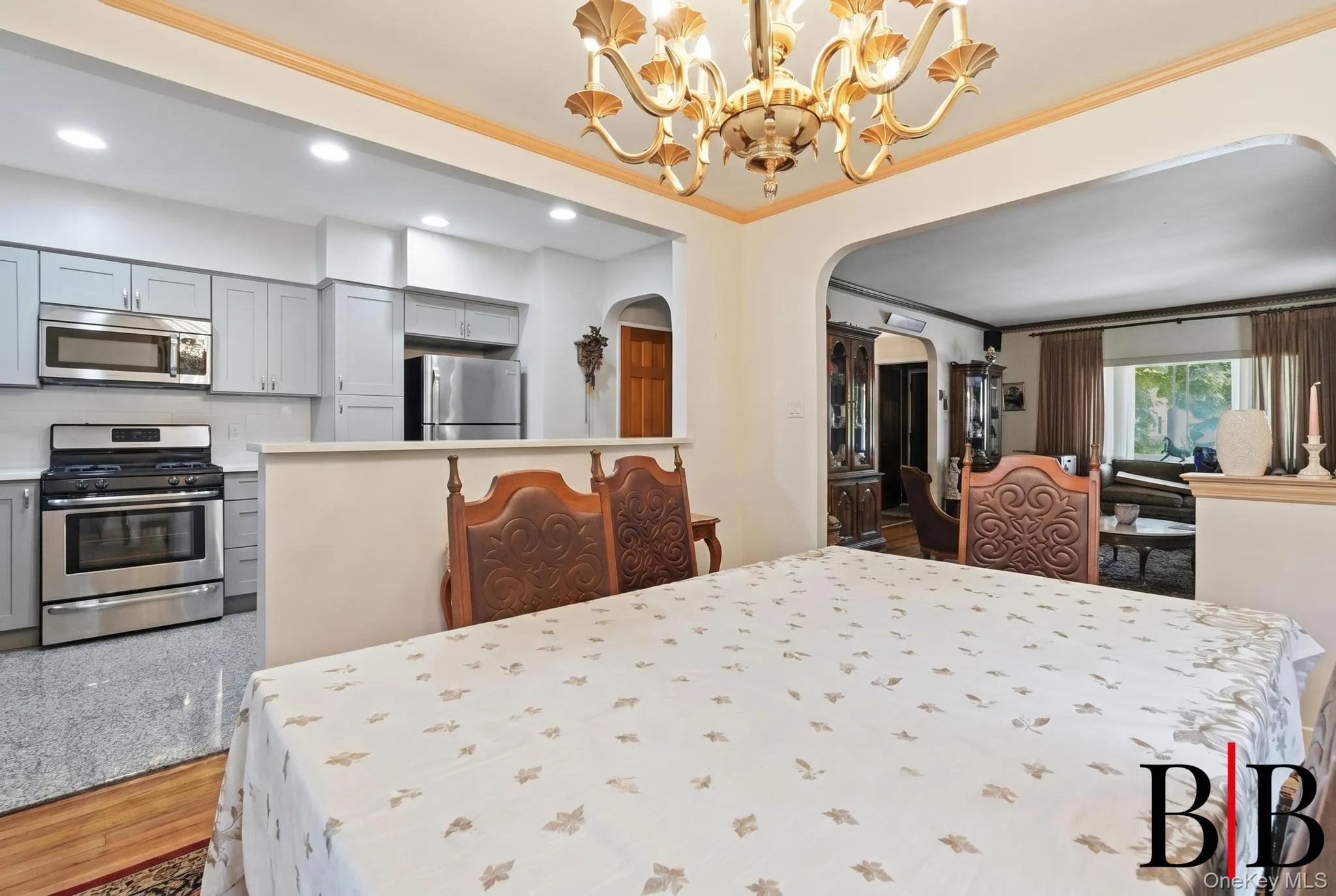 2612 28th Street, New York, NY, 3 Bedrooms Bedrooms, 3 Rooms Rooms,2 BathroomsBathrooms,Residential,For Rent,28th,0,1011070 2612 28th Street, New York, NY, 3 Bedrooms Bedrooms, 3 Rooms Rooms,2 BathroomsBathrooms,Residential,For Rent,28th,0,1011070