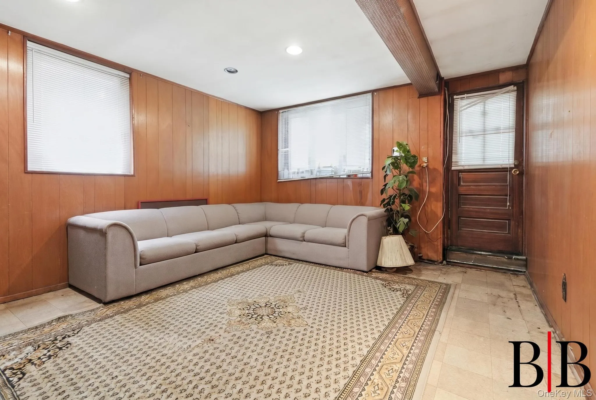2612 28th Street, New York, NY, 3 Bedrooms Bedrooms, 3 Rooms Rooms,2 BathroomsBathrooms,Residential,For Rent,28th,0,1011070 2612 28th Street, New York, NY, 3 Bedrooms Bedrooms, 3 Rooms Rooms,2 BathroomsBathrooms,Residential,For Rent,28th,0,1011070