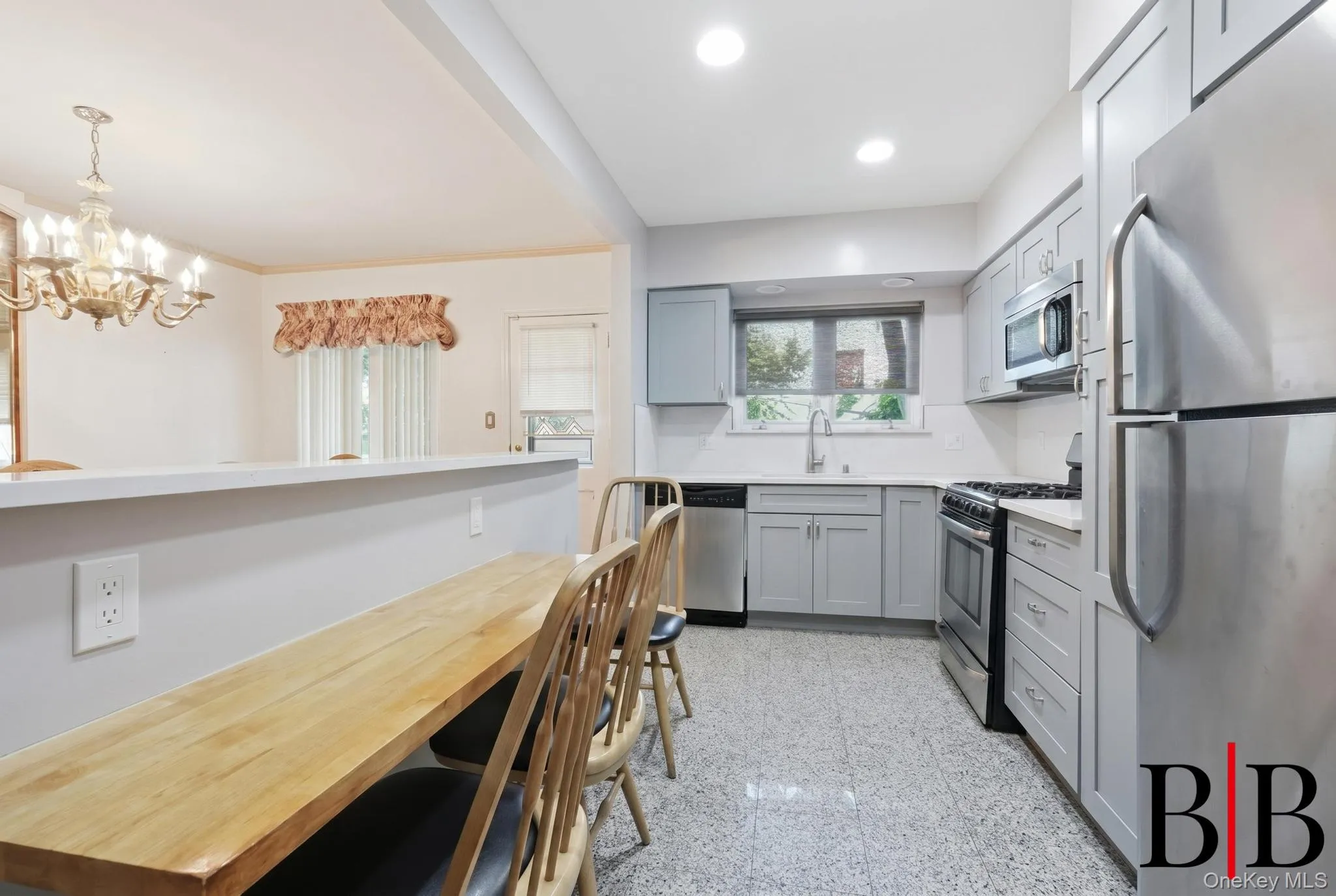 2612 28th Street, New York, NY, 3 Bedrooms Bedrooms, 3 Rooms Rooms,2 BathroomsBathrooms,Residential,For Rent,28th,0,1011070 2612 28th Street, New York, NY, 3 Bedrooms Bedrooms, 3 Rooms Rooms,2 BathroomsBathrooms,Residential,For Rent,28th,0,1011070