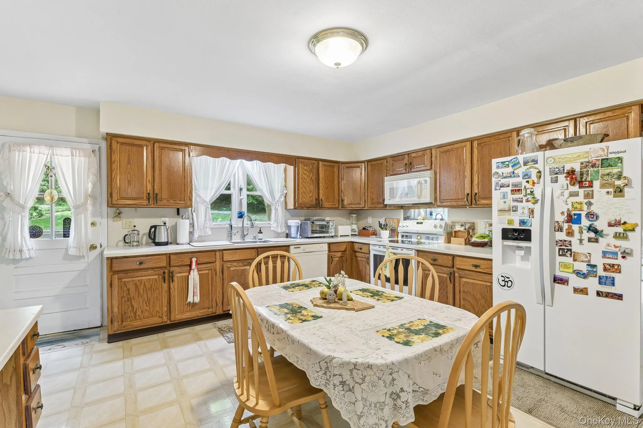 7 Diana Hill, Huntington, NY, 4 Bedrooms Bedrooms, 9 Rooms Rooms,2 BathroomsBathrooms,Residential,For Rent,Diana,0,1011073 7 Diana Hill, Huntington, NY, 4 Bedrooms Bedrooms, 9 Rooms Rooms,2 BathroomsBathrooms,Residential,For Rent,Diana,0,1011073