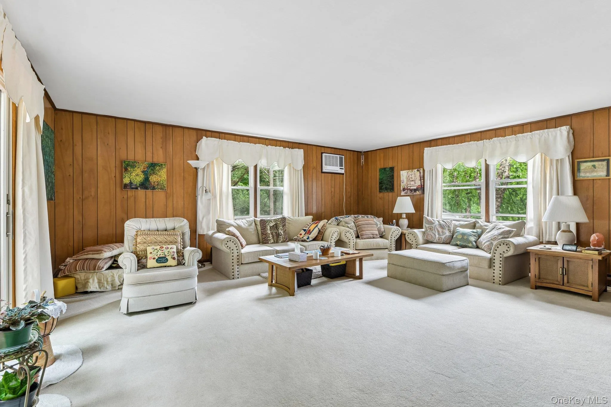 7 Diana Hill, Huntington, NY, 4 Bedrooms Bedrooms, 9 Rooms Rooms,2 BathroomsBathrooms,Residential,For Rent,Diana,0,1011073 7 Diana Hill, Huntington, NY, 4 Bedrooms Bedrooms, 9 Rooms Rooms,2 BathroomsBathrooms,Residential,For Rent,Diana,0,1011073