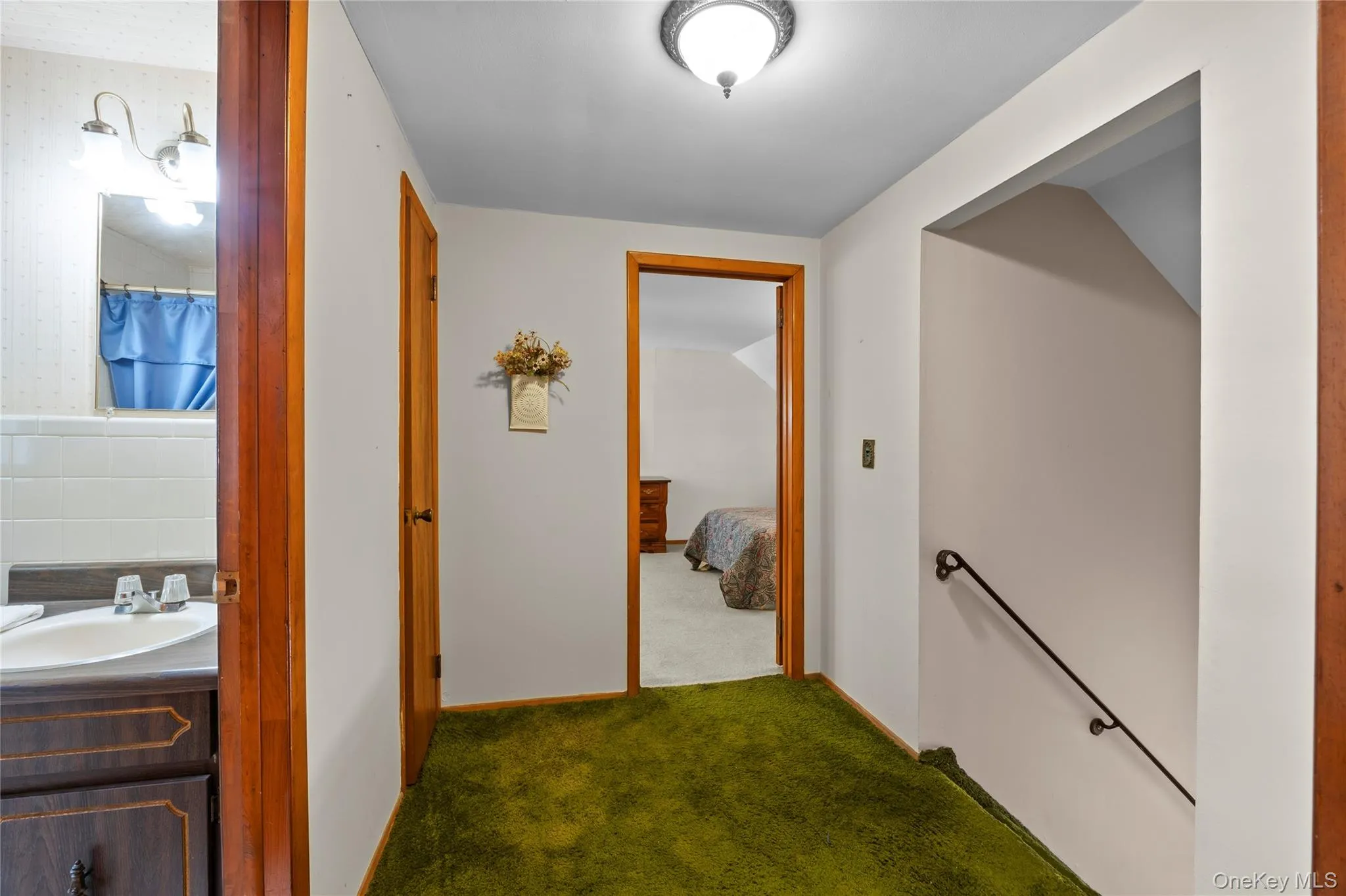 Fully Dormered Rear 2nd level-Full Hall Bath situated between 2 upper level bedrooms #3 and #4. Fully Dormered Rear 2nd level-Full Hall Bath situated between 2 upper level bedrooms #3 and #4.