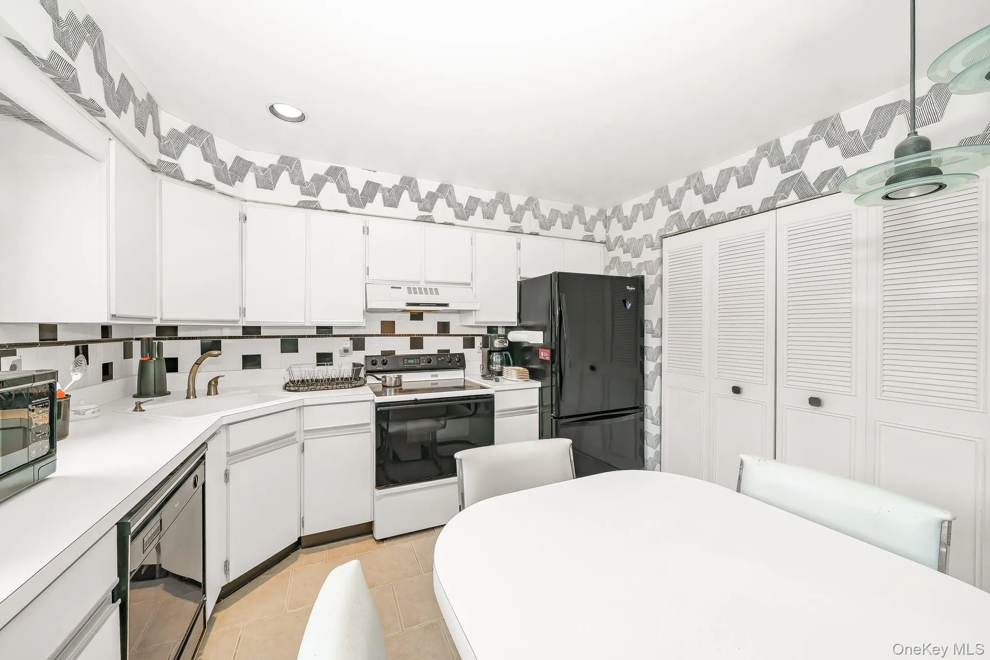 91 Southgate Circle, Oyster Bay, NY, 3 Bedrooms Bedrooms, 6 Rooms Rooms,2 BathroomsBathrooms,Residential,For Rent,Southgate,0,1011079 91 Southgate Circle, Oyster Bay, NY, 3 Bedrooms Bedrooms, 6 Rooms Rooms,2 BathroomsBathrooms,Residential,For Rent,Southgate,0,1011079