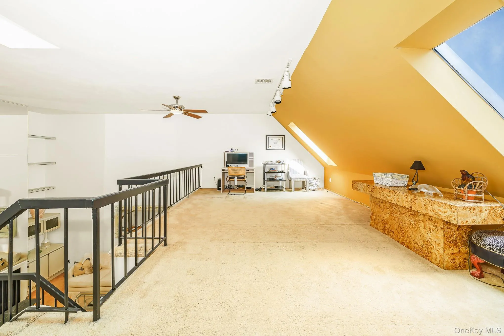 Loft Loft