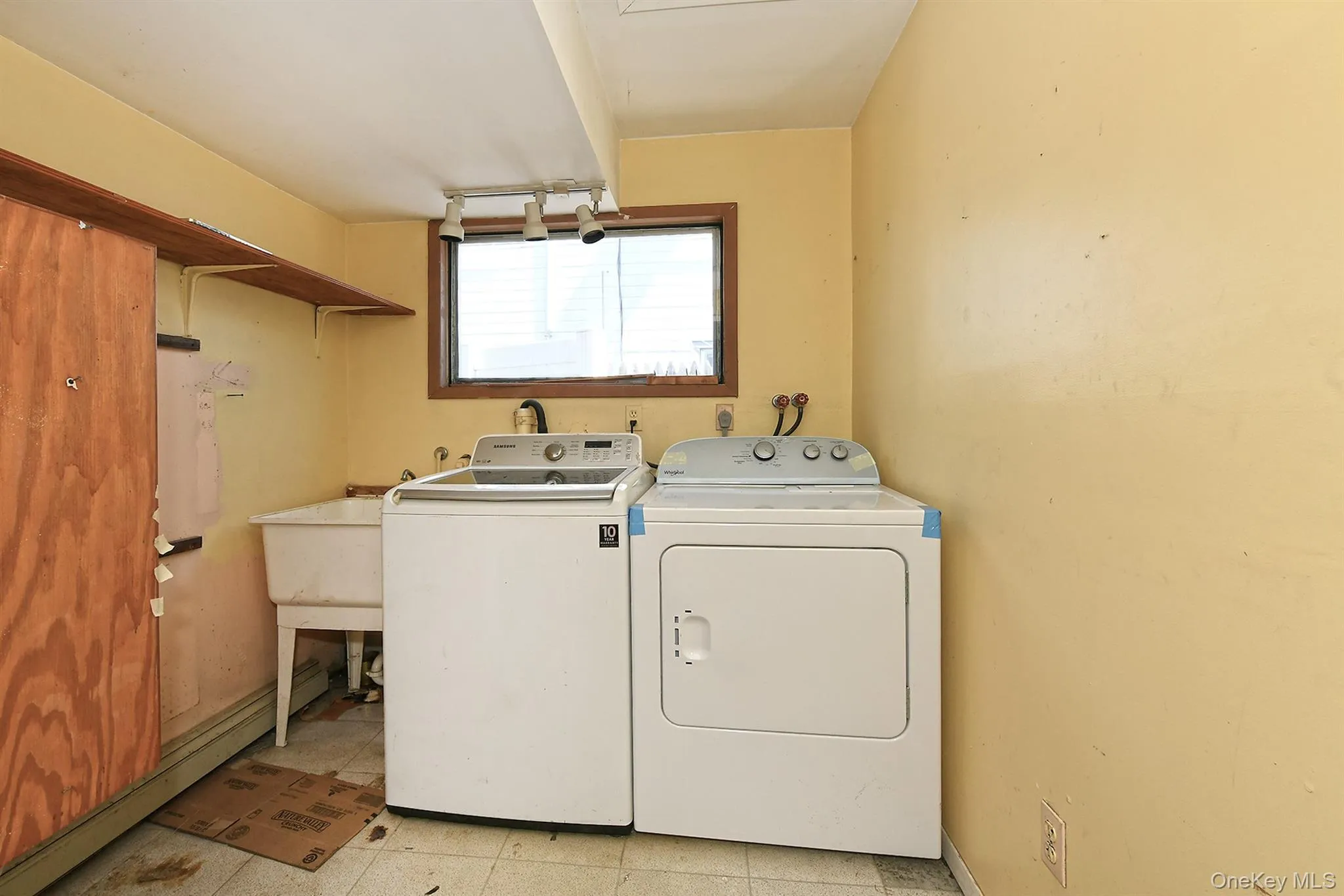 34 Prentice Road, Hempstead, NY, 5 Bedrooms Bedrooms, 11 Rooms Rooms,2 BathroomsBathrooms,Residential,For Rent,Prentice,0,1011081 34 Prentice Road, Hempstead, NY, 5 Bedrooms Bedrooms, 11 Rooms Rooms,2 BathroomsBathrooms,Residential,For Rent,Prentice,0,1011081