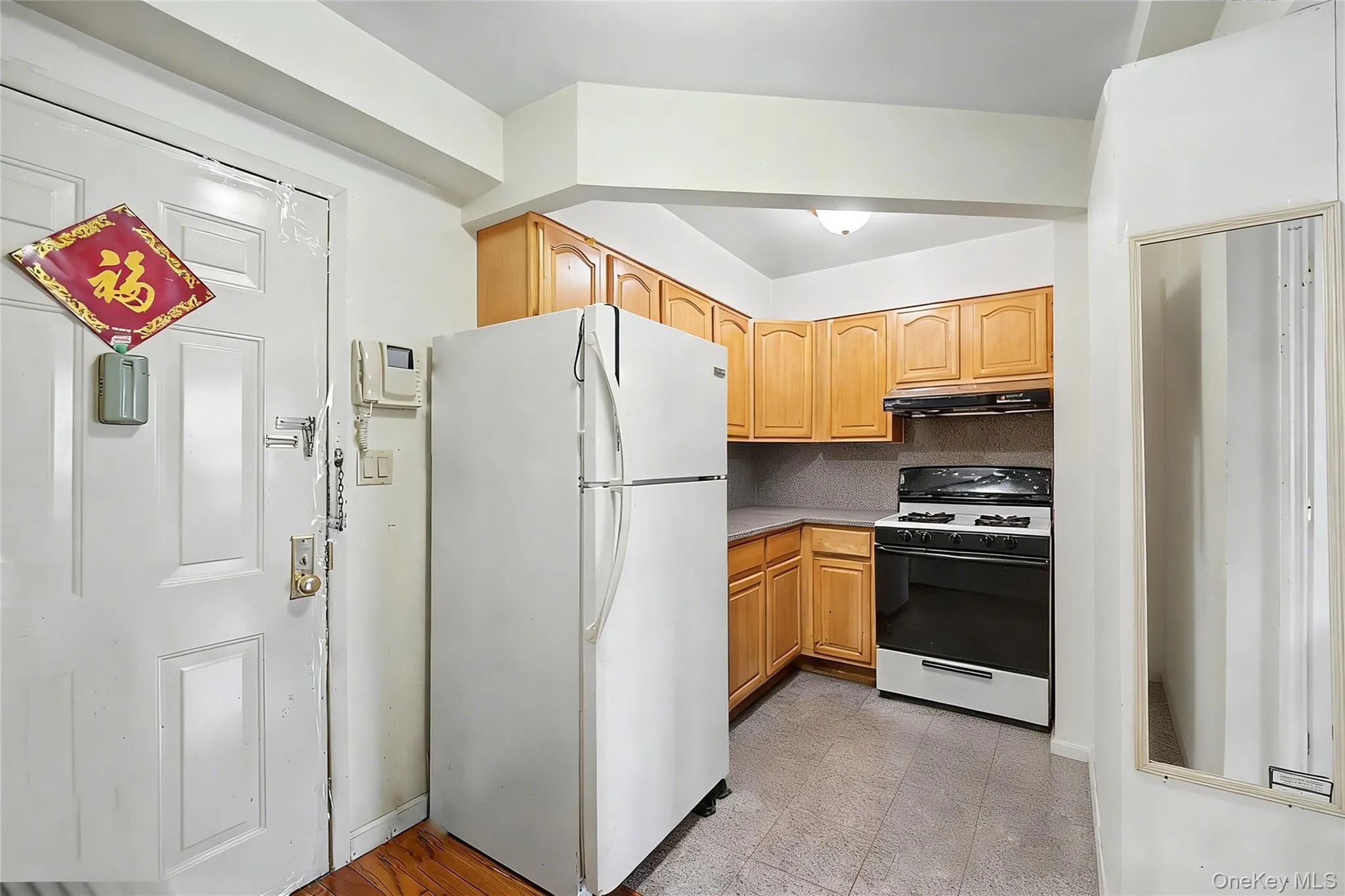 3506 Leavitt Street, New York, NY, 1 Bedroom Bedrooms, 3 Rooms Rooms,1 BathroomBathrooms,Residential,For Rent,Leavitt,0,1011084 3506 Leavitt Street, New York, NY, 1 Bedroom Bedrooms, 3 Rooms Rooms,1 BathroomBathrooms,Residential,For Rent,Leavitt,0,1011084