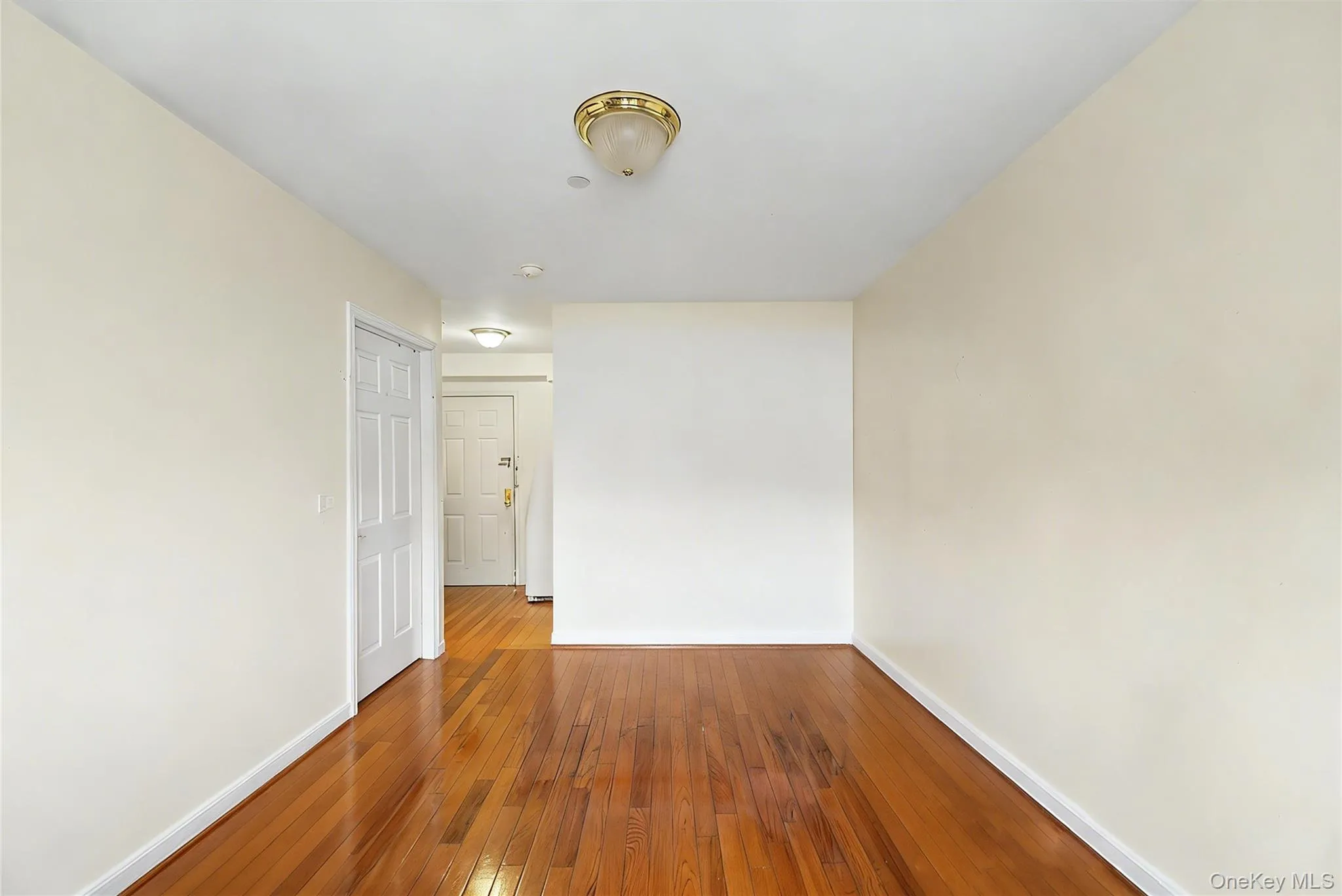 3506 Leavitt Street, New York, NY, 1 Bedroom Bedrooms, 3 Rooms Rooms,1 BathroomBathrooms,Residential,For Rent,Leavitt,0,1011084 3506 Leavitt Street, New York, NY, 1 Bedroom Bedrooms, 3 Rooms Rooms,1 BathroomBathrooms,Residential,For Rent,Leavitt,0,1011084