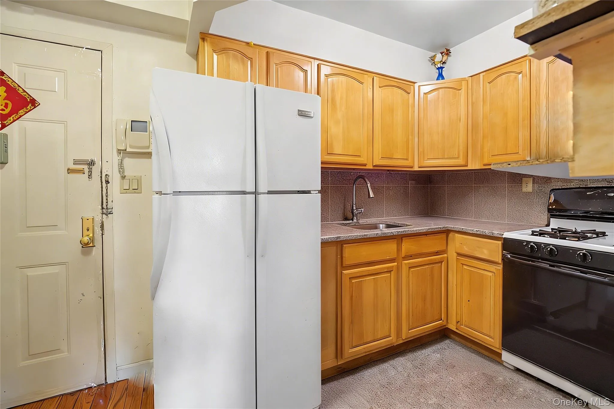 3506 Leavitt Street, New York, NY, 1 Bedroom Bedrooms, 3 Rooms Rooms,1 BathroomBathrooms,Residential,For Rent,Leavitt,0,1011084 3506 Leavitt Street, New York, NY, 1 Bedroom Bedrooms, 3 Rooms Rooms,1 BathroomBathrooms,Residential,For Rent,Leavitt,0,1011084