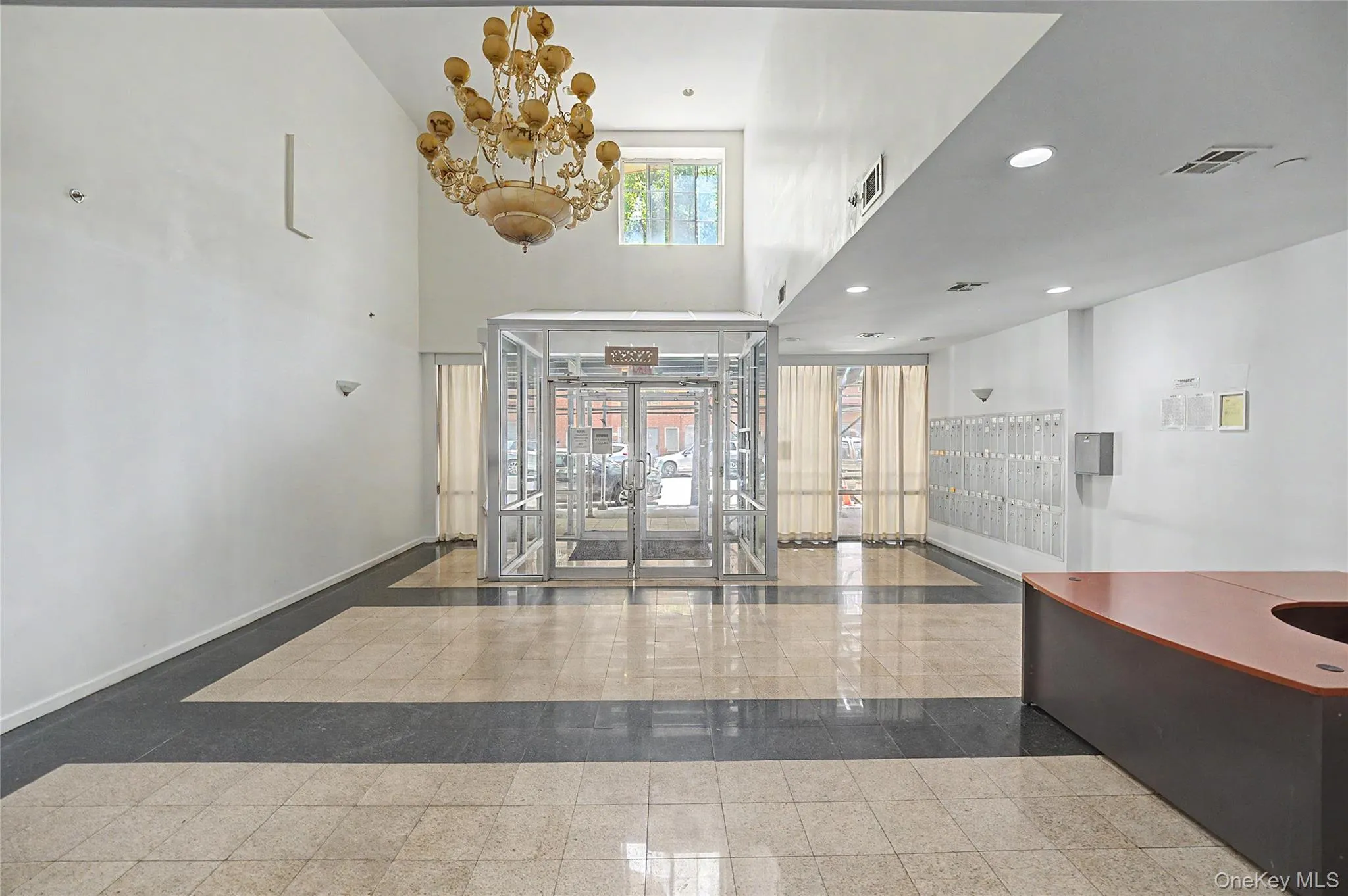 3506 Leavitt Street, New York, NY, 1 Bedroom Bedrooms, 3 Rooms Rooms,1 BathroomBathrooms,Residential,For Rent,Leavitt,0,1011084 3506 Leavitt Street, New York, NY, 1 Bedroom Bedrooms, 3 Rooms Rooms,1 BathroomBathrooms,Residential,For Rent,Leavitt,0,1011084