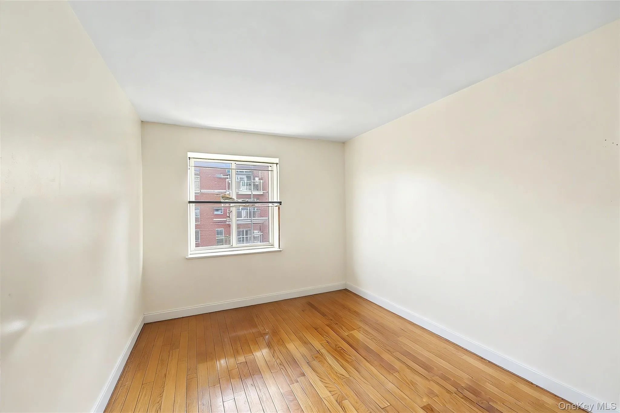 3506 Leavitt Street, New York, NY, 1 Bedroom Bedrooms, 3 Rooms Rooms,1 BathroomBathrooms,Residential,For Rent,Leavitt,0,1011084 3506 Leavitt Street, New York, NY, 1 Bedroom Bedrooms, 3 Rooms Rooms,1 BathroomBathrooms,Residential,For Rent,Leavitt,0,1011084