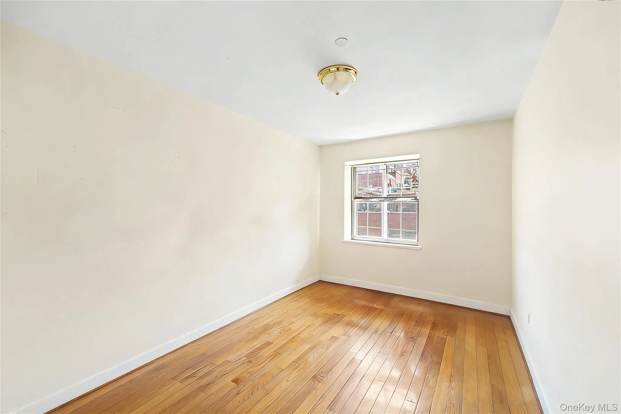 3506 Leavitt Street, New York, NY, 1 Bedroom Bedrooms, 3 Rooms Rooms,1 BathroomBathrooms,Residential,For Rent,Leavitt,0,1011084 3506 Leavitt Street, New York, NY, 1 Bedroom Bedrooms, 3 Rooms Rooms,1 BathroomBathrooms,Residential,For Rent,Leavitt,0,1011084