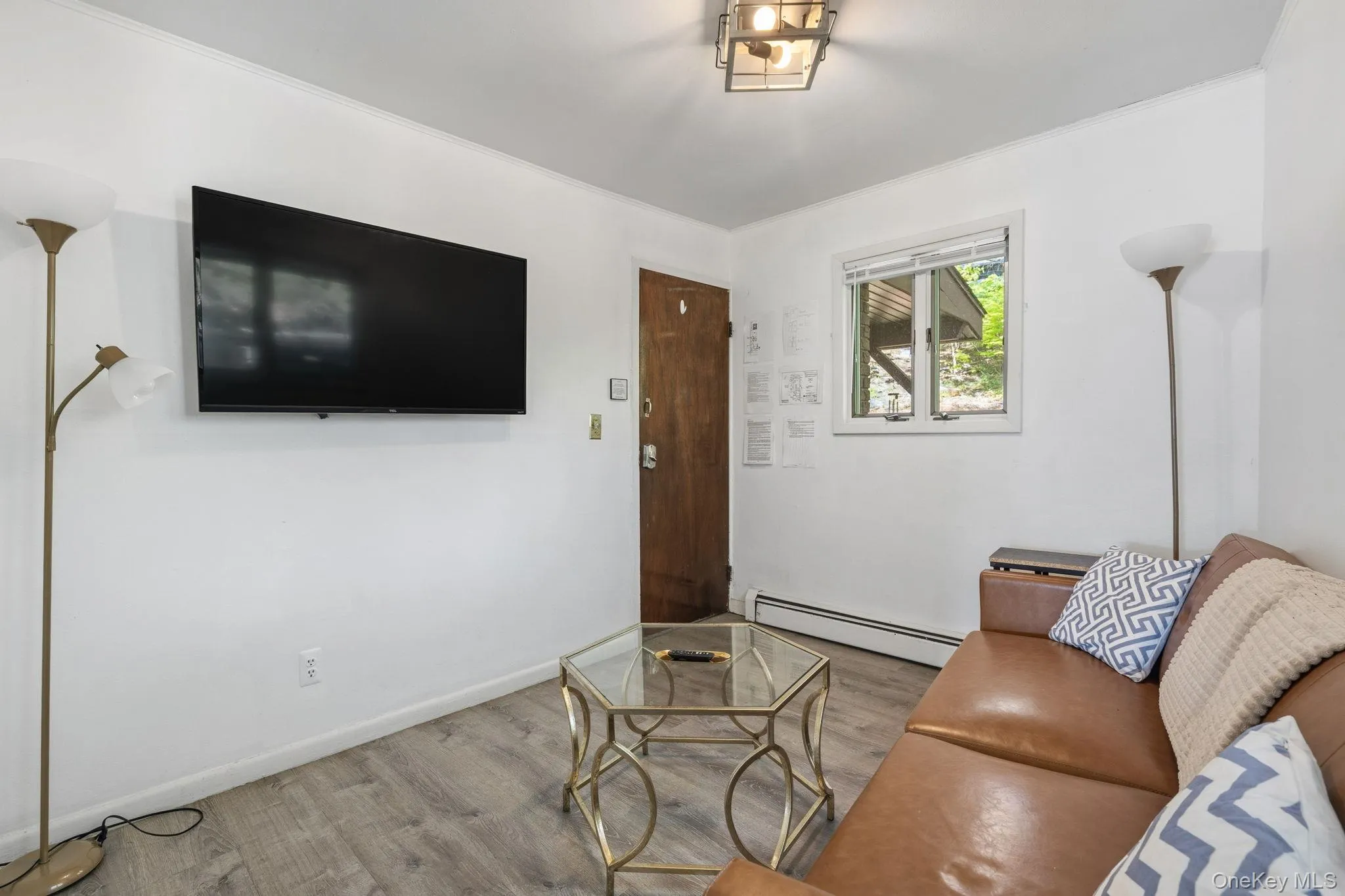 194 Jersey Avenue, Warwick (town), NY, 1 Bedroom Bedrooms, 5 Rooms Rooms,1 BathroomBathrooms,Residential Lease,For Rent,Jersey,0,1011089 194 Jersey Avenue, Warwick (town), NY, 1 Bedroom Bedrooms, 5 Rooms Rooms,1 BathroomBathrooms,Residential Lease,For Rent,Jersey,0,1011089