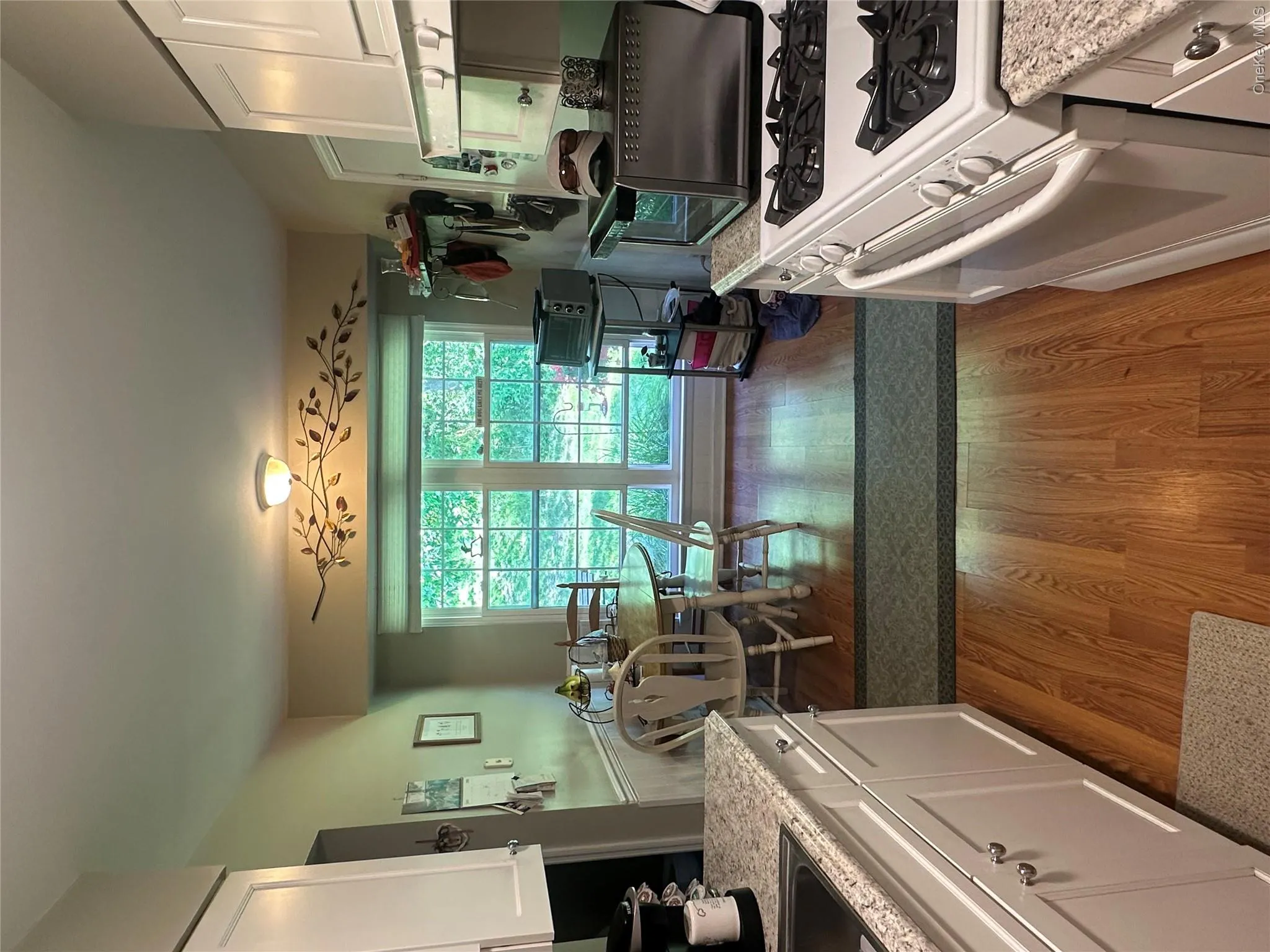 121 Villagegreen Court, Warwick (town), NY, 3 Bedrooms Bedrooms, 8 Rooms Rooms,2 BathroomsBathrooms,Residential Lease,For Rent,Villagegreen,0,1011091 121 Villagegreen Court, Warwick (town), NY, 3 Bedrooms Bedrooms, 8 Rooms Rooms,2 BathroomsBathrooms,Residential Lease,For Rent,Villagegreen,0,1011091
