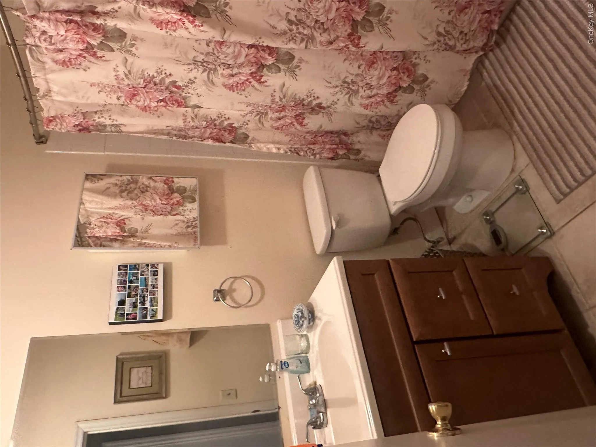 121 Villagegreen Court, Warwick (town), NY, 3 Bedrooms Bedrooms, 8 Rooms Rooms,2 BathroomsBathrooms,Residential Lease,For Rent,Villagegreen,0,1011091 121 Villagegreen Court, Warwick (town), NY, 3 Bedrooms Bedrooms, 8 Rooms Rooms,2 BathroomsBathrooms,Residential Lease,For Rent,Villagegreen,0,1011091