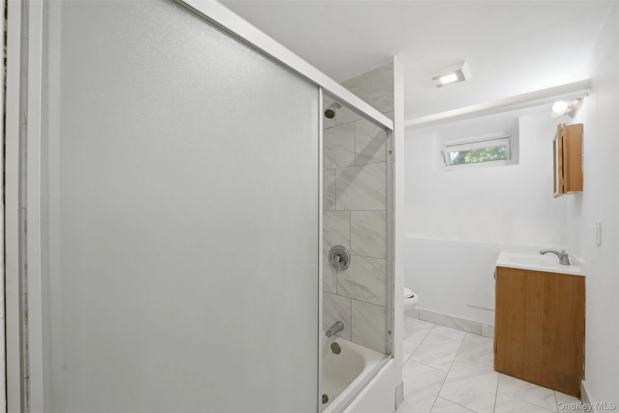 2647 E Main Street, Wappinger, NY, 1 Bedroom Bedrooms, 3 Rooms Rooms,1 BathroomBathrooms,Residential Lease,For Rent,E Main,0,1011092 2647 E Main Street, Wappinger, NY, 1 Bedroom Bedrooms, 3 Rooms Rooms,1 BathroomBathrooms,Residential Lease,For Rent,E Main,0,1011092