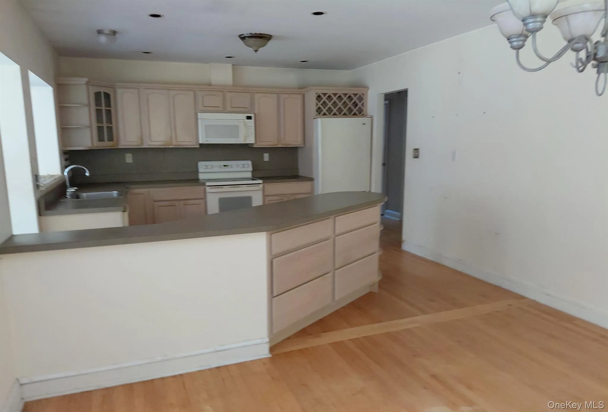 27 Hillside Drive, Cortlandt, NY, 4 Bedrooms Bedrooms, 8 Rooms Rooms,2 BathroomsBathrooms,Residential,For Rent,Hillside,0,1011095 27 Hillside Drive, Cortlandt, NY, 4 Bedrooms Bedrooms, 8 Rooms Rooms,2 BathroomsBathrooms,Residential,For Rent,Hillside,0,1011095