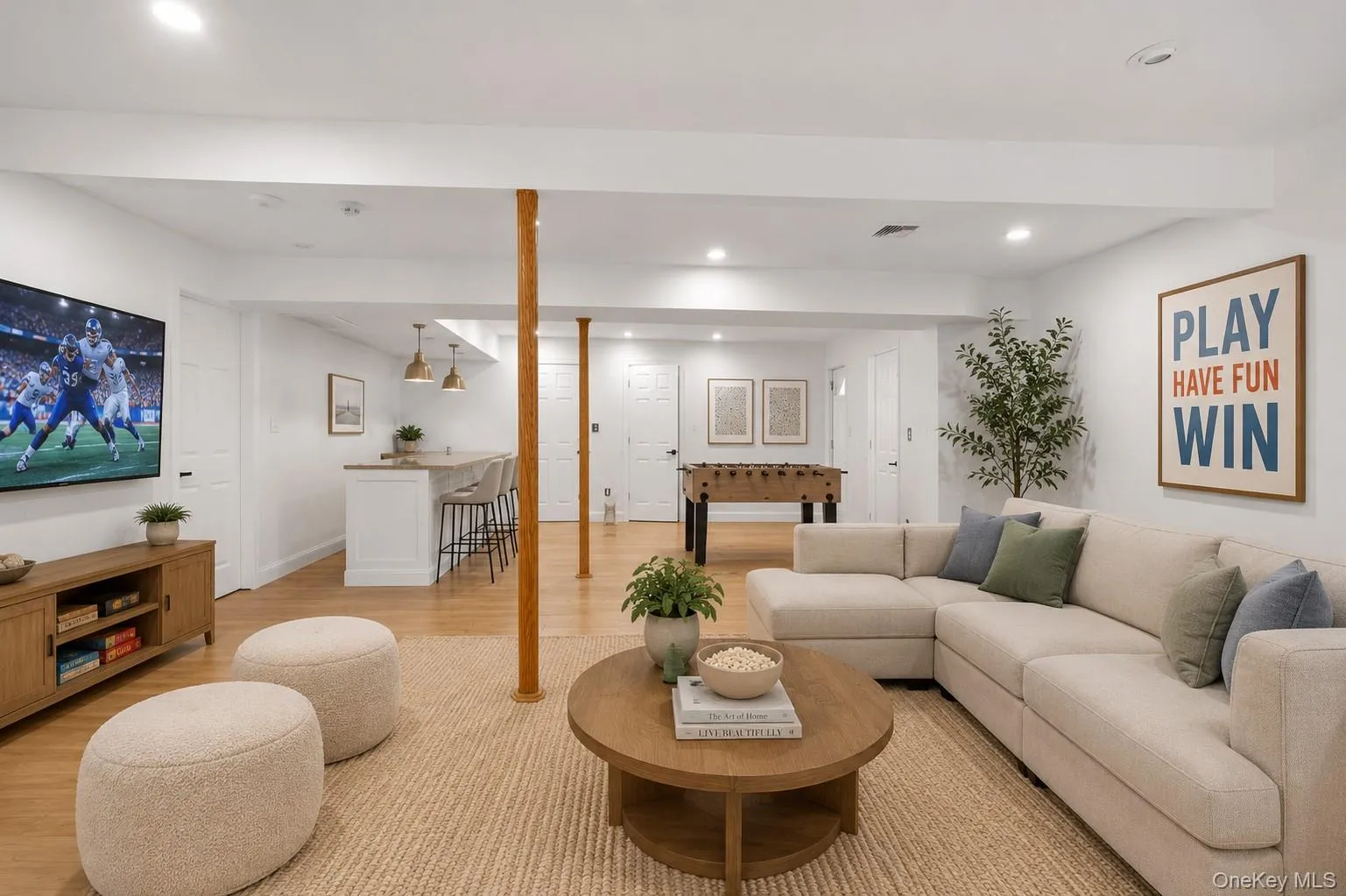 40 Muncey Road, Islip, NY, 5 Bedrooms Bedrooms, 15 Rooms Rooms,3 BathroomsBathrooms,Residential,For Rent,Muncey,0,1011097 40 Muncey Road, Islip, NY, 5 Bedrooms Bedrooms, 15 Rooms Rooms,3 BathroomsBathrooms,Residential,For Rent,Muncey,0,1011097