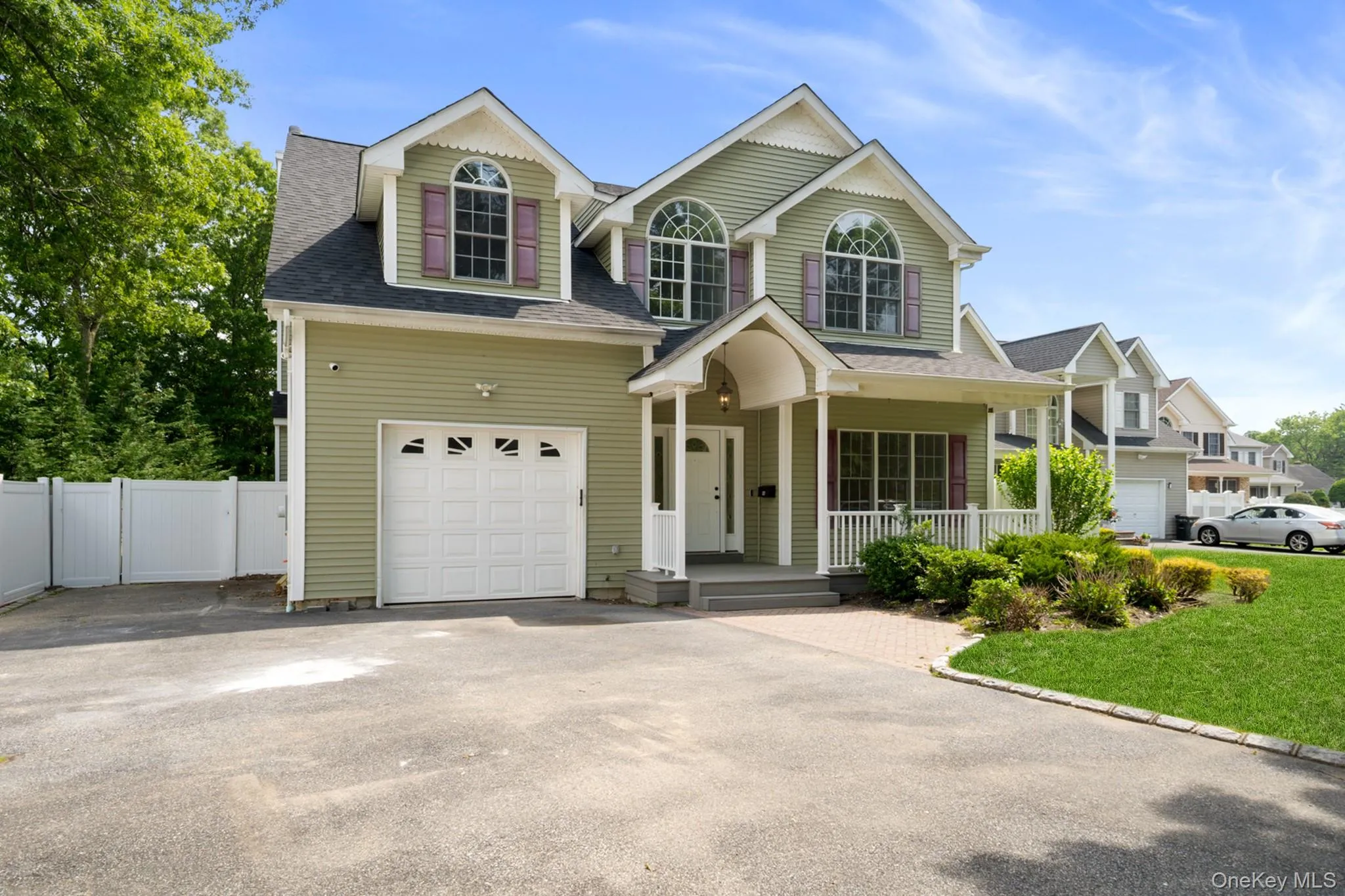 40 Muncey Road, Islip, NY, 5 Bedrooms Bedrooms, 15 Rooms Rooms,3 BathroomsBathrooms,Residential,For Rent,Muncey,0,1011097 40 Muncey Road, Islip, NY, 5 Bedrooms Bedrooms, 15 Rooms Rooms,3 BathroomsBathrooms,Residential,For Rent,Muncey,0,1011097