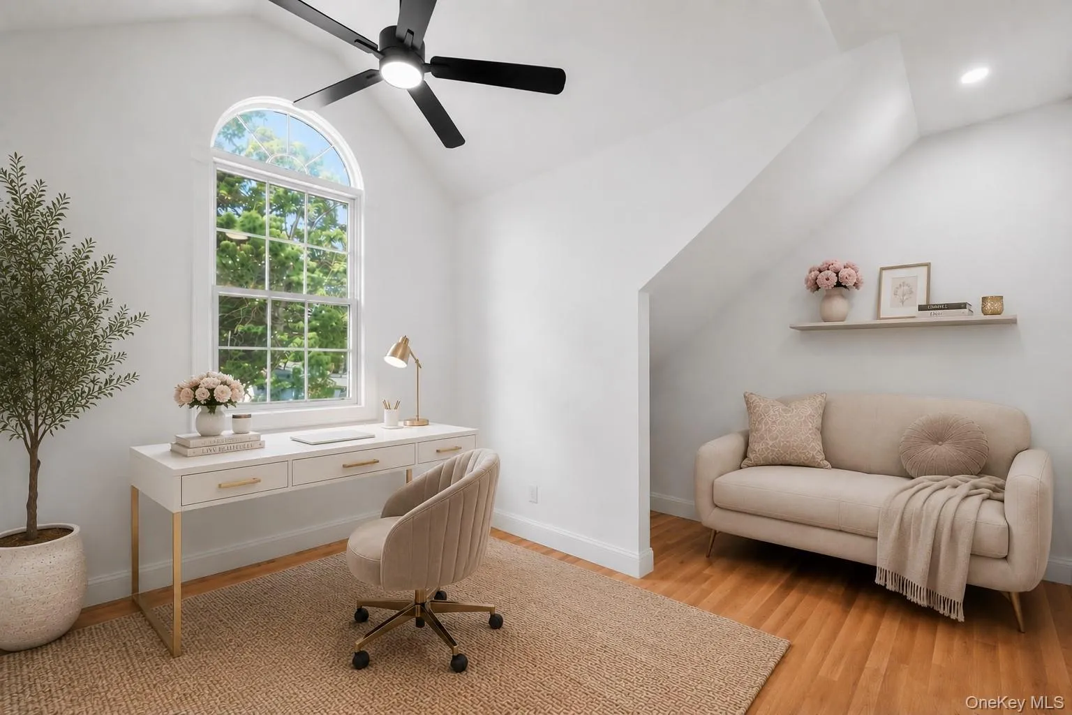 40 Muncey Road, Islip, NY, 5 Bedrooms Bedrooms, 15 Rooms Rooms,3 BathroomsBathrooms,Residential,For Rent,Muncey,0,1011097 40 Muncey Road, Islip, NY, 5 Bedrooms Bedrooms, 15 Rooms Rooms,3 BathroomsBathrooms,Residential,For Rent,Muncey,0,1011097