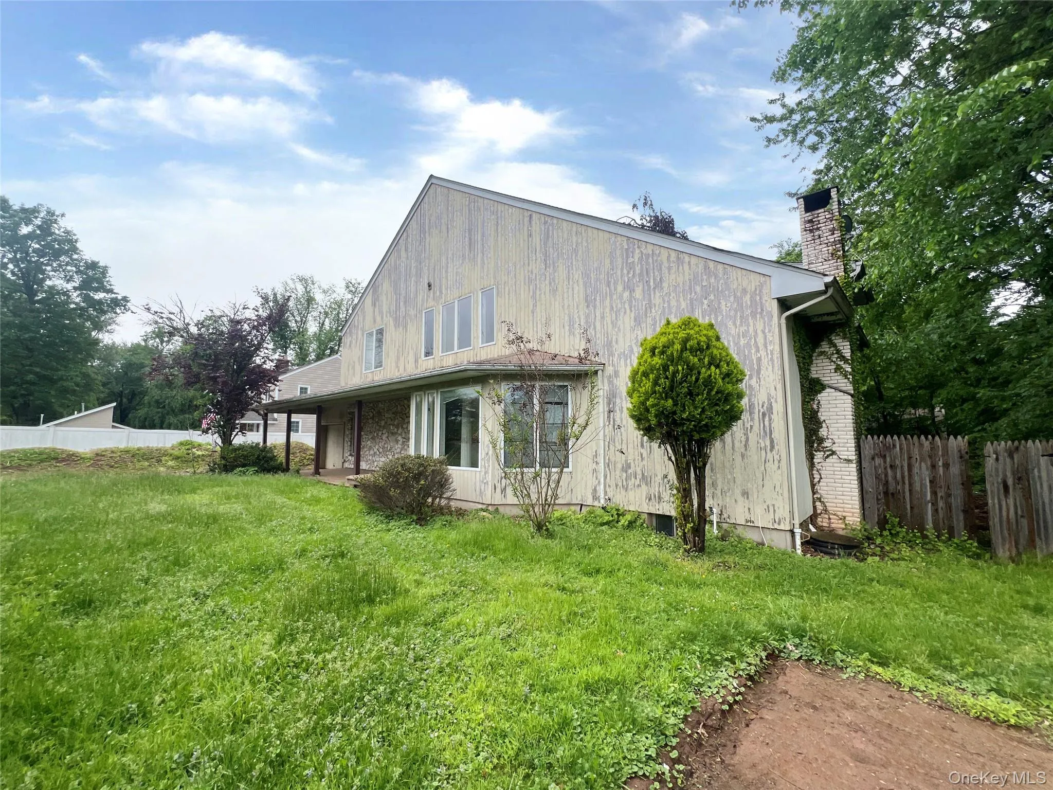 160 Conger Avenue, Clarkstown, NY, 4 Bedrooms Bedrooms, 11 Rooms Rooms,2 BathroomsBathrooms,Residential,For Rent,Conger,0,1011098 160 Conger Avenue, Clarkstown, NY, 4 Bedrooms Bedrooms, 11 Rooms Rooms,2 BathroomsBathrooms,Residential,For Rent,Conger,0,1011098