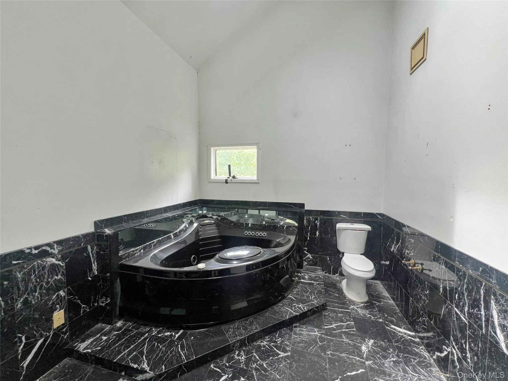 160 Conger Avenue, Clarkstown, NY, 4 Bedrooms Bedrooms, 11 Rooms Rooms,2 BathroomsBathrooms,Residential,For Rent,Conger,0,1011098 160 Conger Avenue, Clarkstown, NY, 4 Bedrooms Bedrooms, 11 Rooms Rooms,2 BathroomsBathrooms,Residential,For Rent,Conger,0,1011098