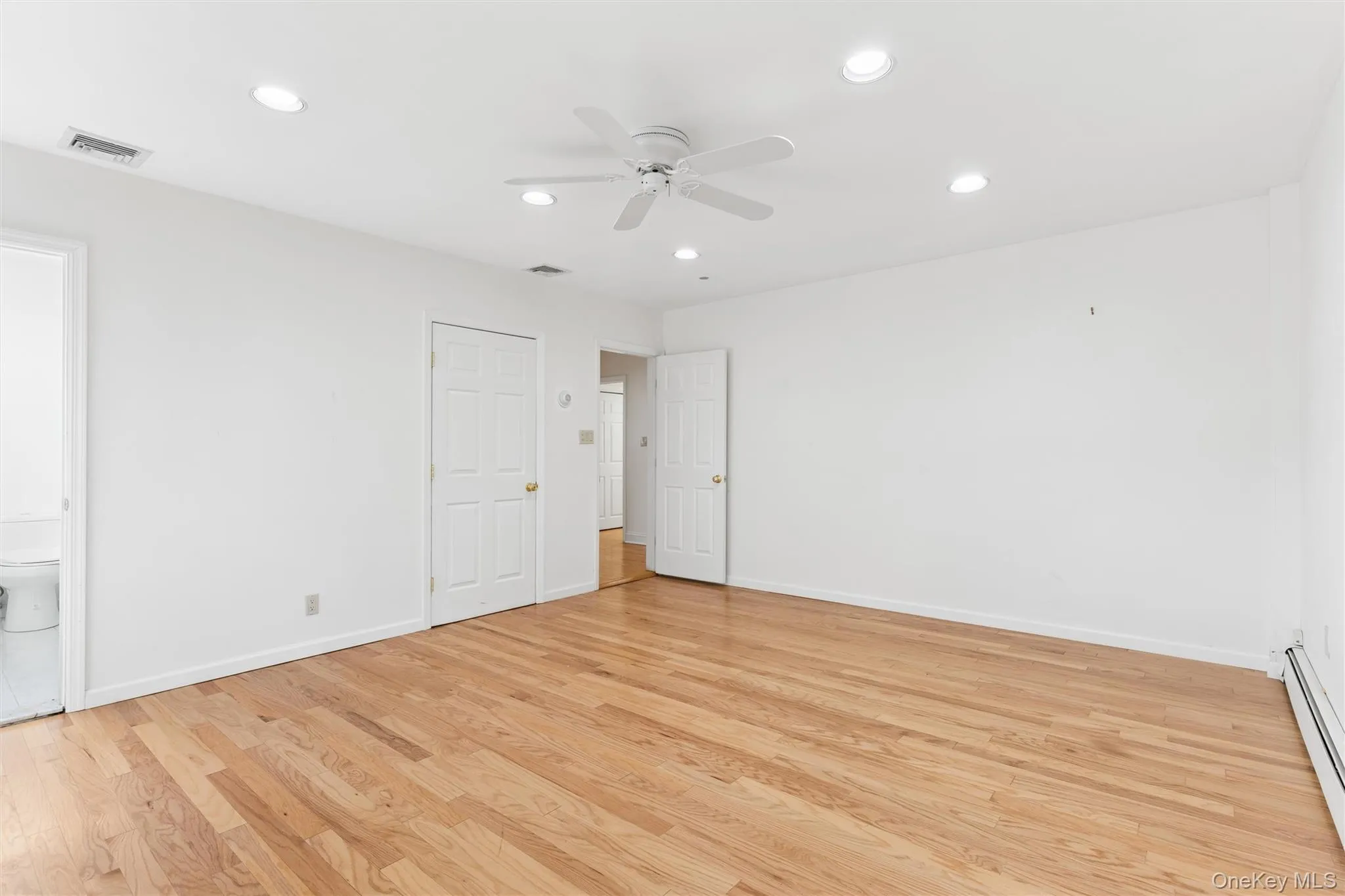 72 Lake End Road, Hempstead, NY, 4 Bedrooms Bedrooms, 9 Rooms Rooms,3 BathroomsBathrooms,Residential,For Rent,Lake End,0,1011099 72 Lake End Road, Hempstead, NY, 4 Bedrooms Bedrooms, 9 Rooms Rooms,3 BathroomsBathrooms,Residential,For Rent,Lake End,0,1011099