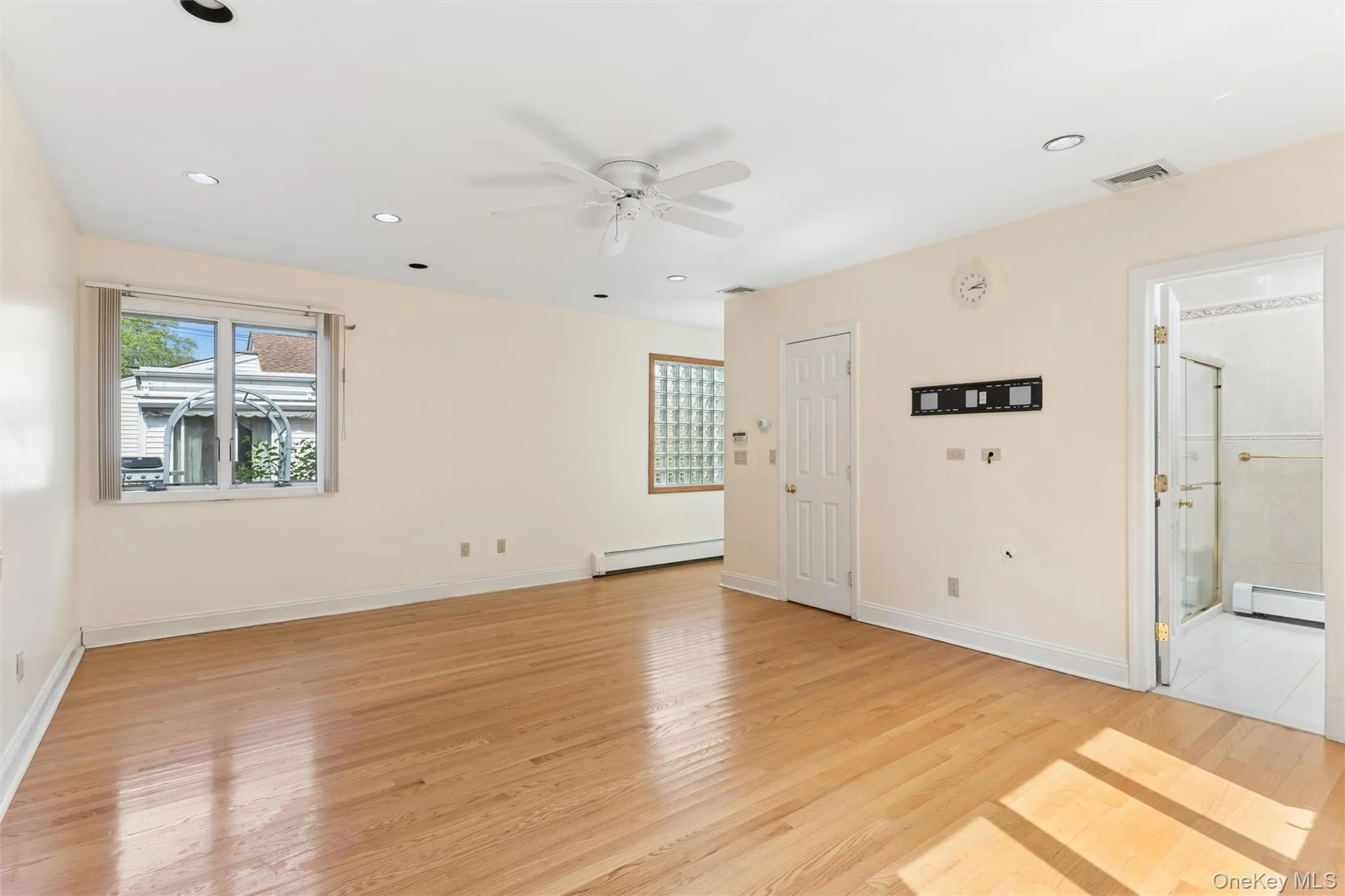 72 Lake End Road, Hempstead, NY, 4 Bedrooms Bedrooms, 9 Rooms Rooms,3 BathroomsBathrooms,Residential,For Rent,Lake End,0,1011099 72 Lake End Road, Hempstead, NY, 4 Bedrooms Bedrooms, 9 Rooms Rooms,3 BathroomsBathrooms,Residential,For Rent,Lake End,0,1011099