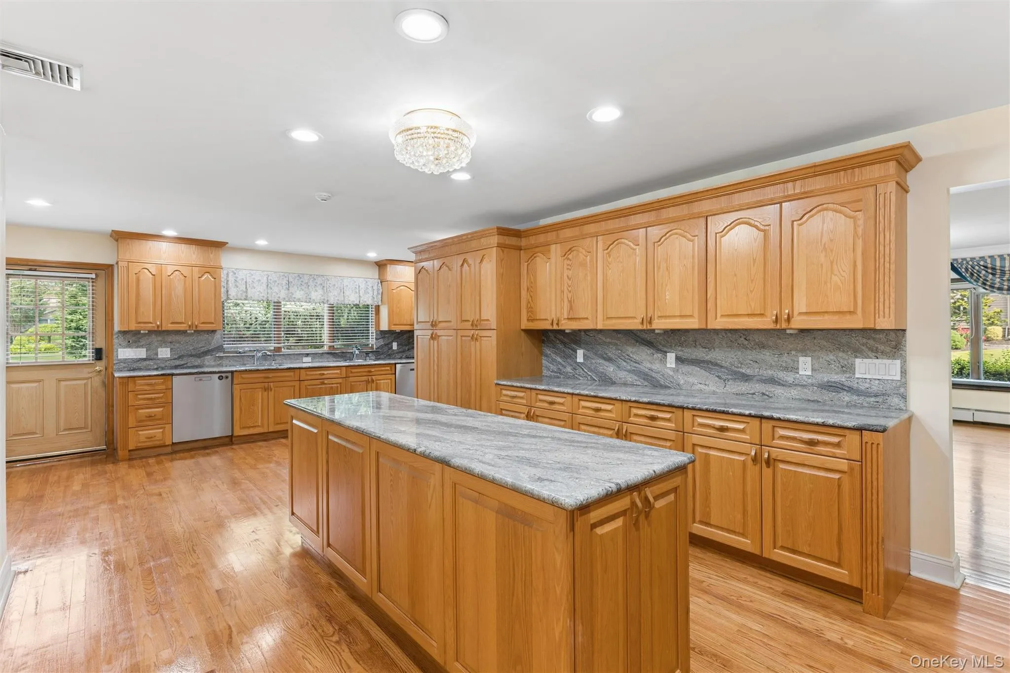 72 Lake End Road, Hempstead, NY, 4 Bedrooms Bedrooms, 9 Rooms Rooms,3 BathroomsBathrooms,Residential,For Rent,Lake End,0,1011099 72 Lake End Road, Hempstead, NY, 4 Bedrooms Bedrooms, 9 Rooms Rooms,3 BathroomsBathrooms,Residential,For Rent,Lake End,0,1011099