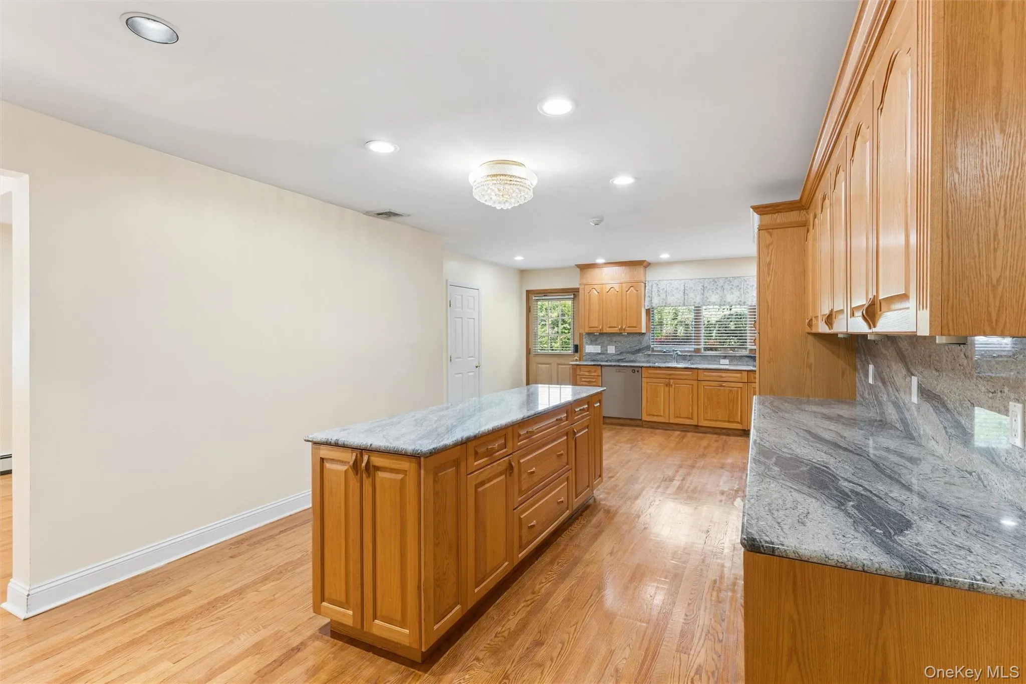 72 Lake End Road, Hempstead, NY, 4 Bedrooms Bedrooms, 9 Rooms Rooms,3 BathroomsBathrooms,Residential,For Rent,Lake End,0,1011099 72 Lake End Road, Hempstead, NY, 4 Bedrooms Bedrooms, 9 Rooms Rooms,3 BathroomsBathrooms,Residential,For Rent,Lake End,0,1011099